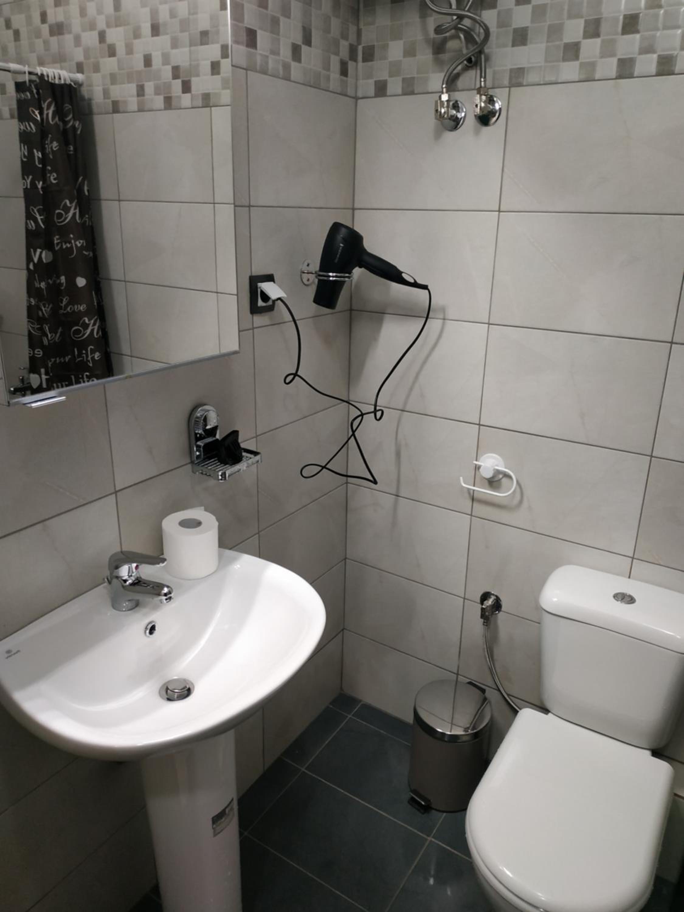 Two-Bedroom Apartment - Photo 18