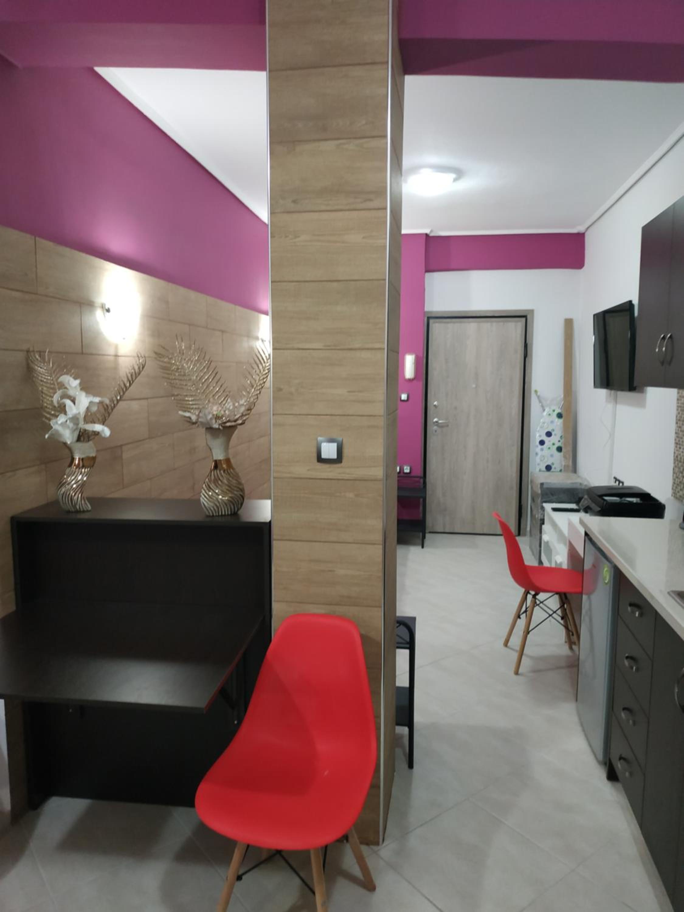 Two-Bedroom Apartment - Photo 24