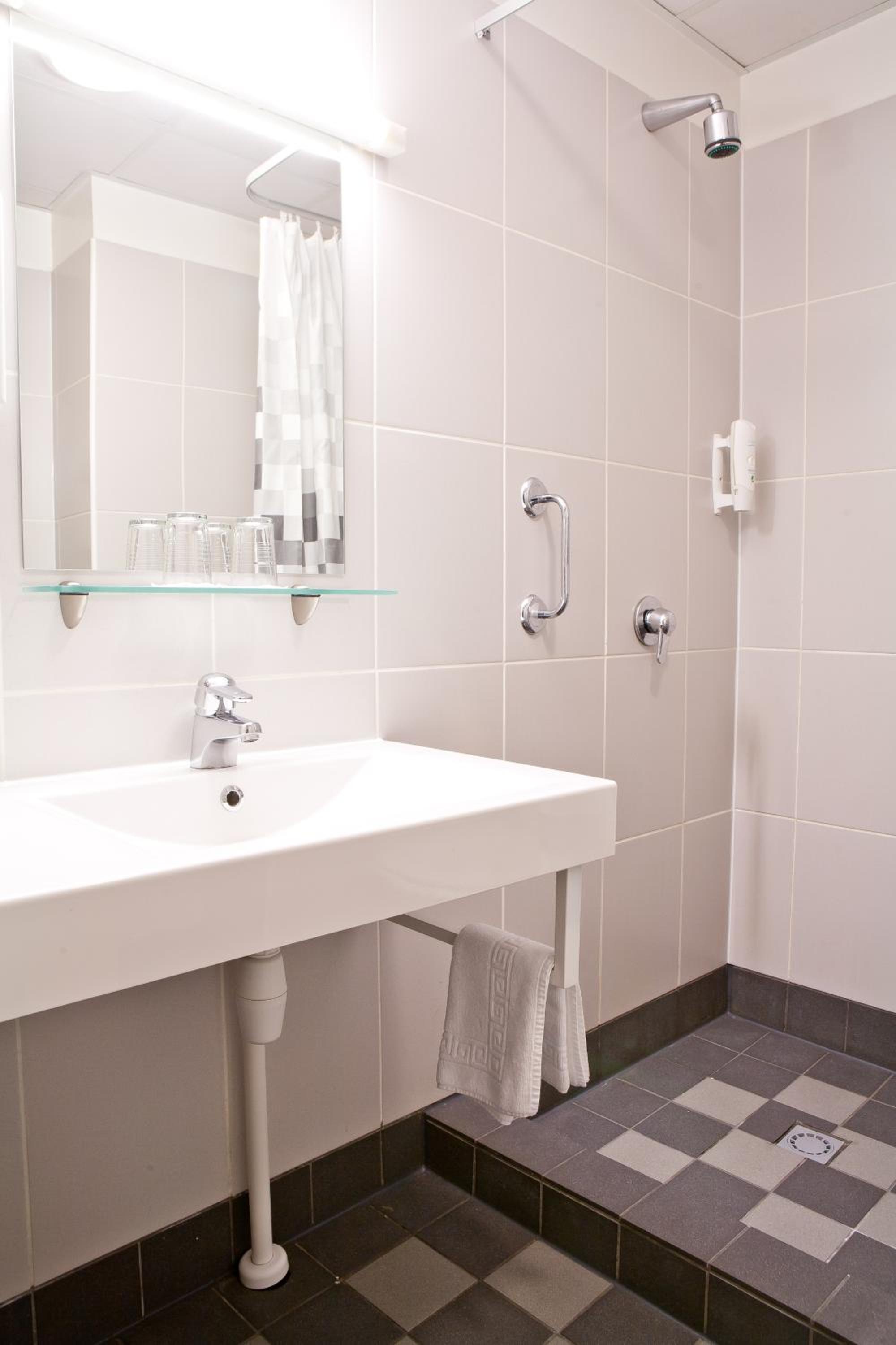Standard Single Room photo 2