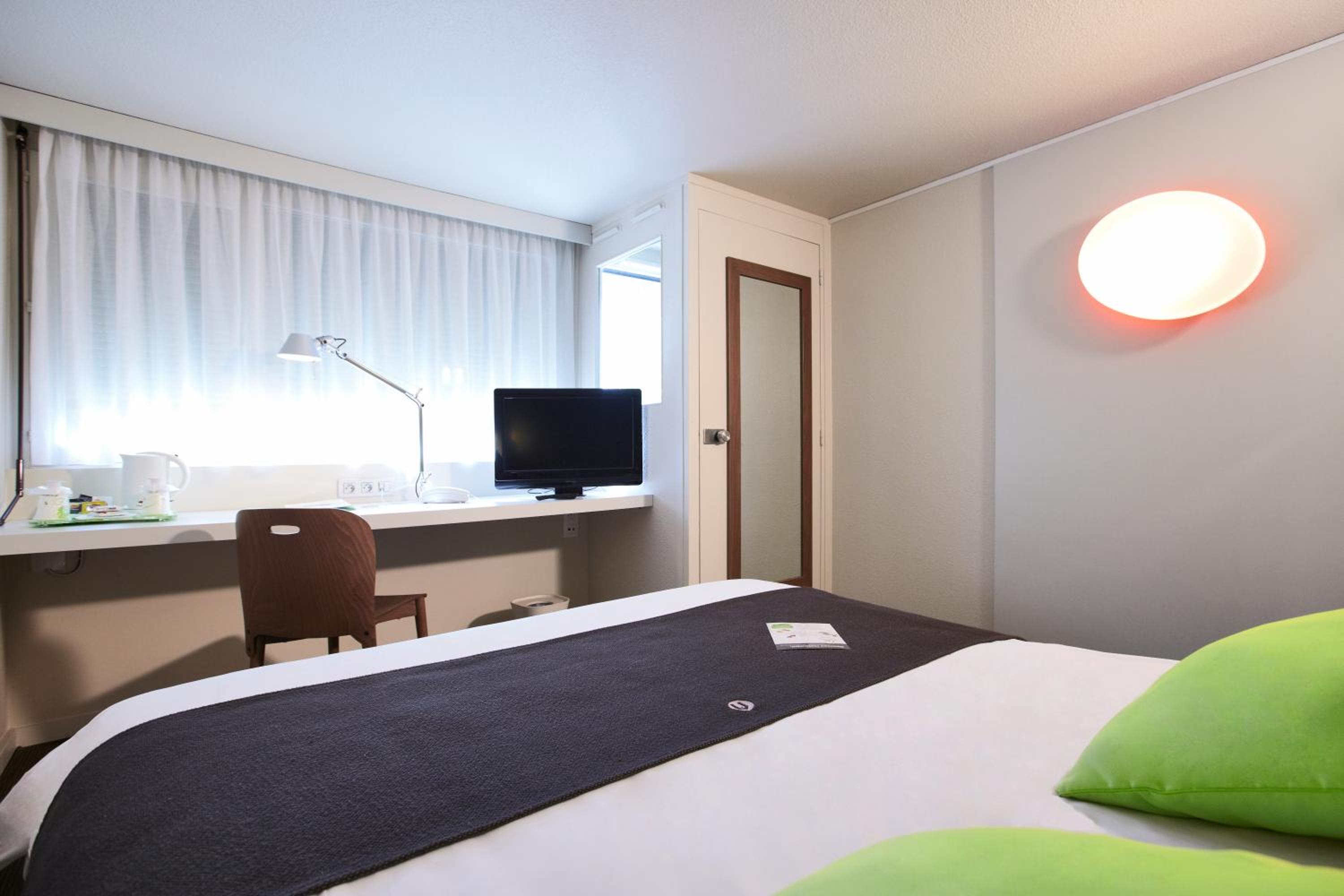 Standard Double Room photo 2
