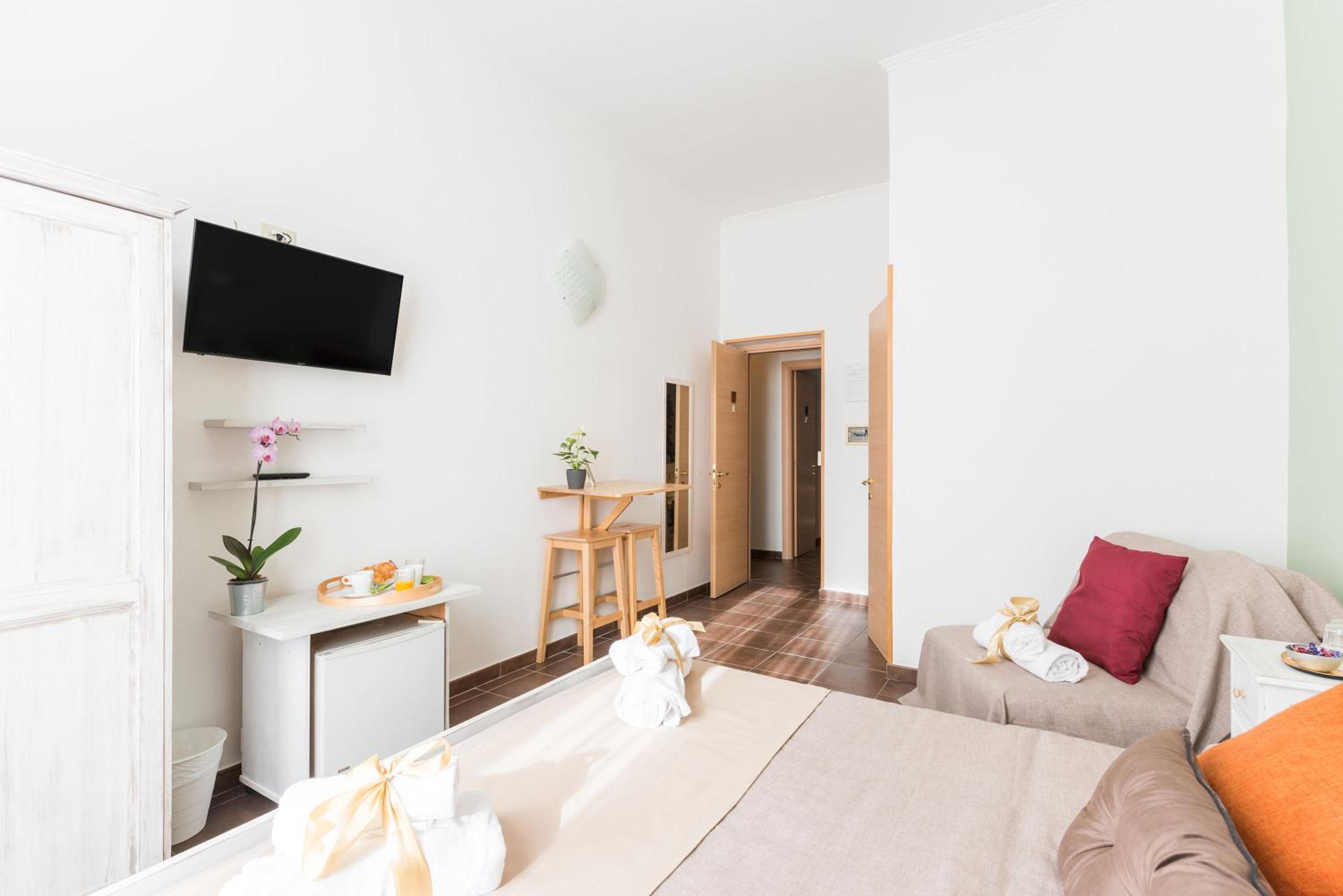 Triple Room photo 2