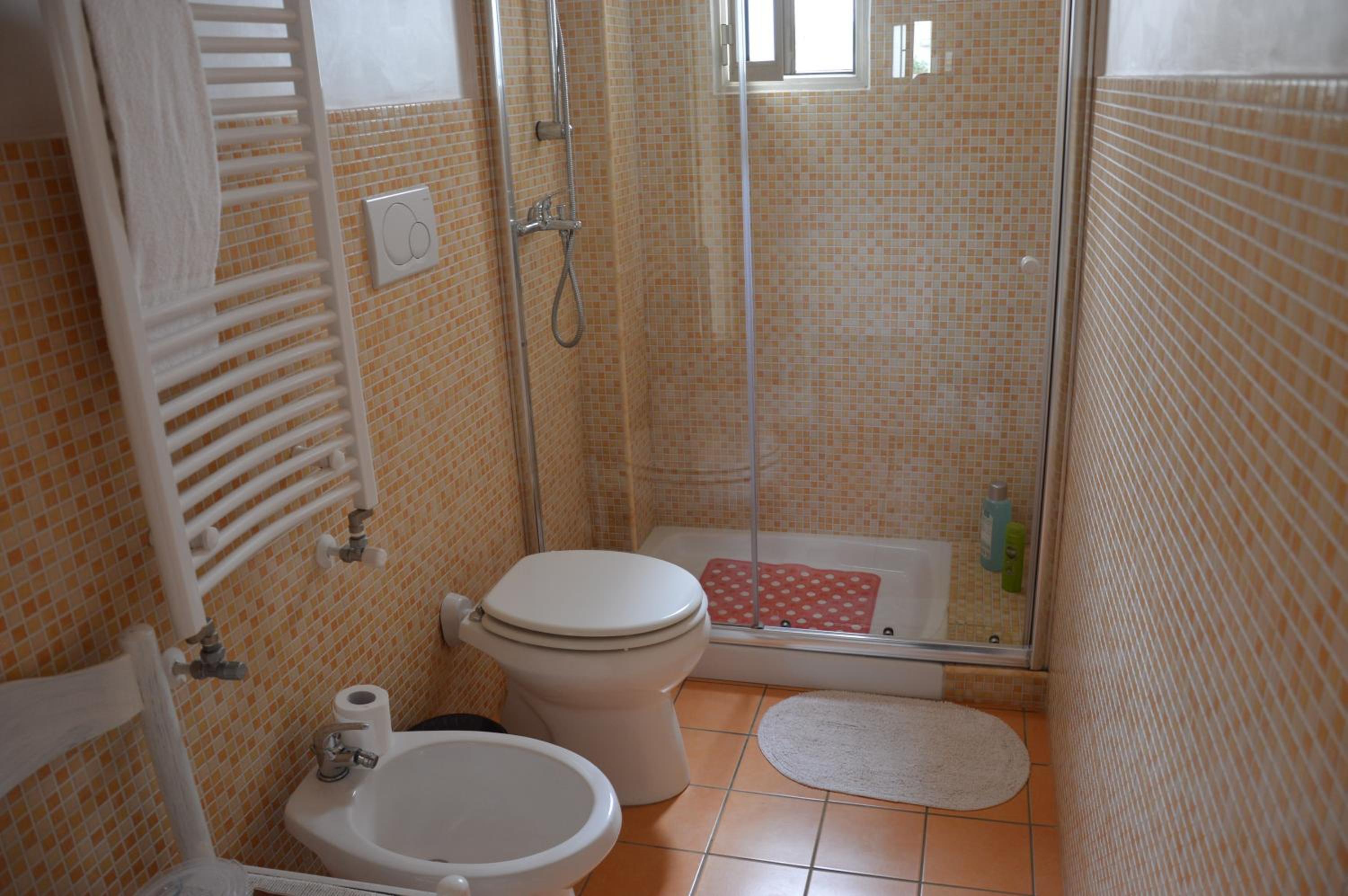 Apartment - Ground Floor photo 3