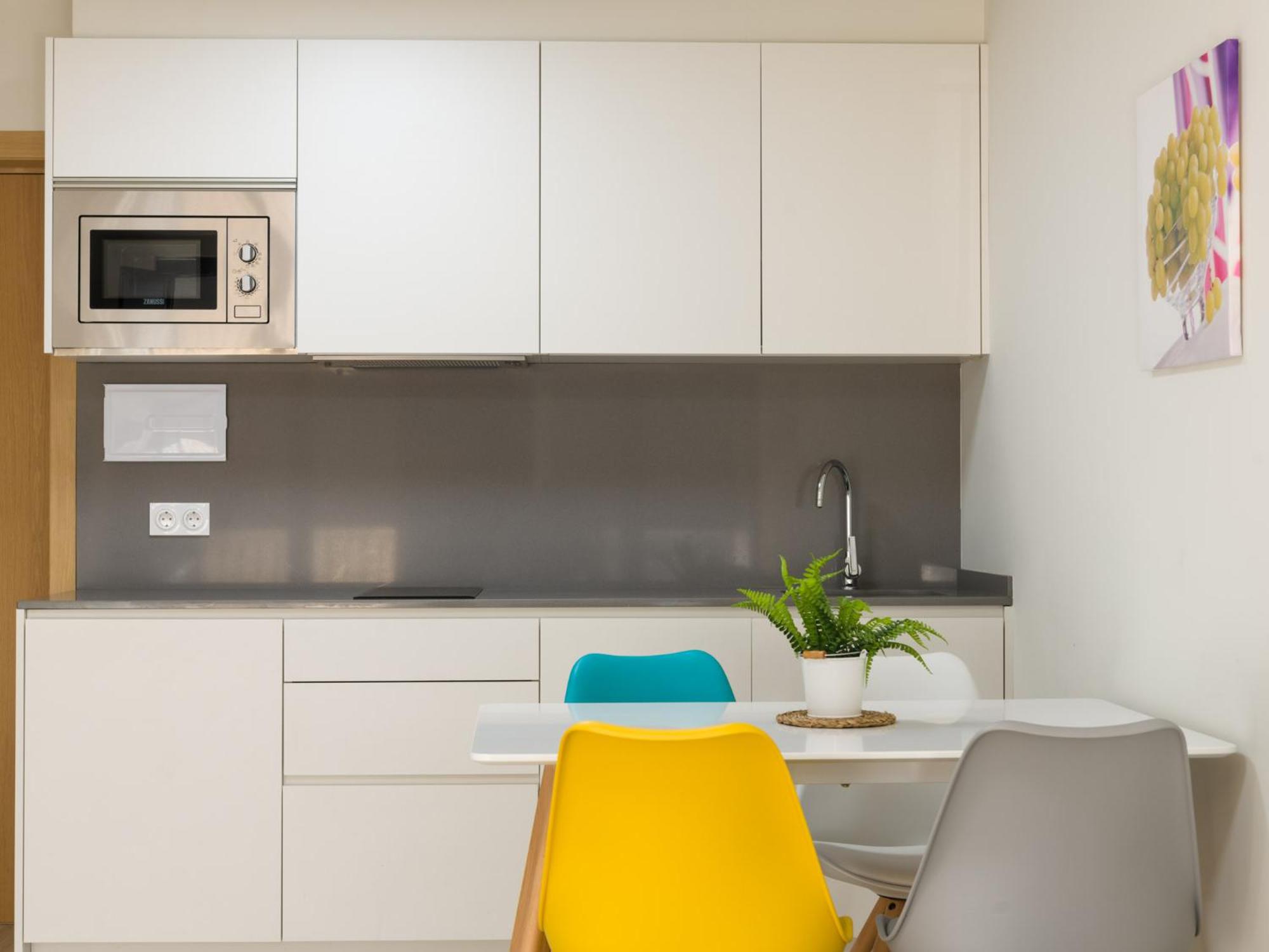 Apartment - Photo 2