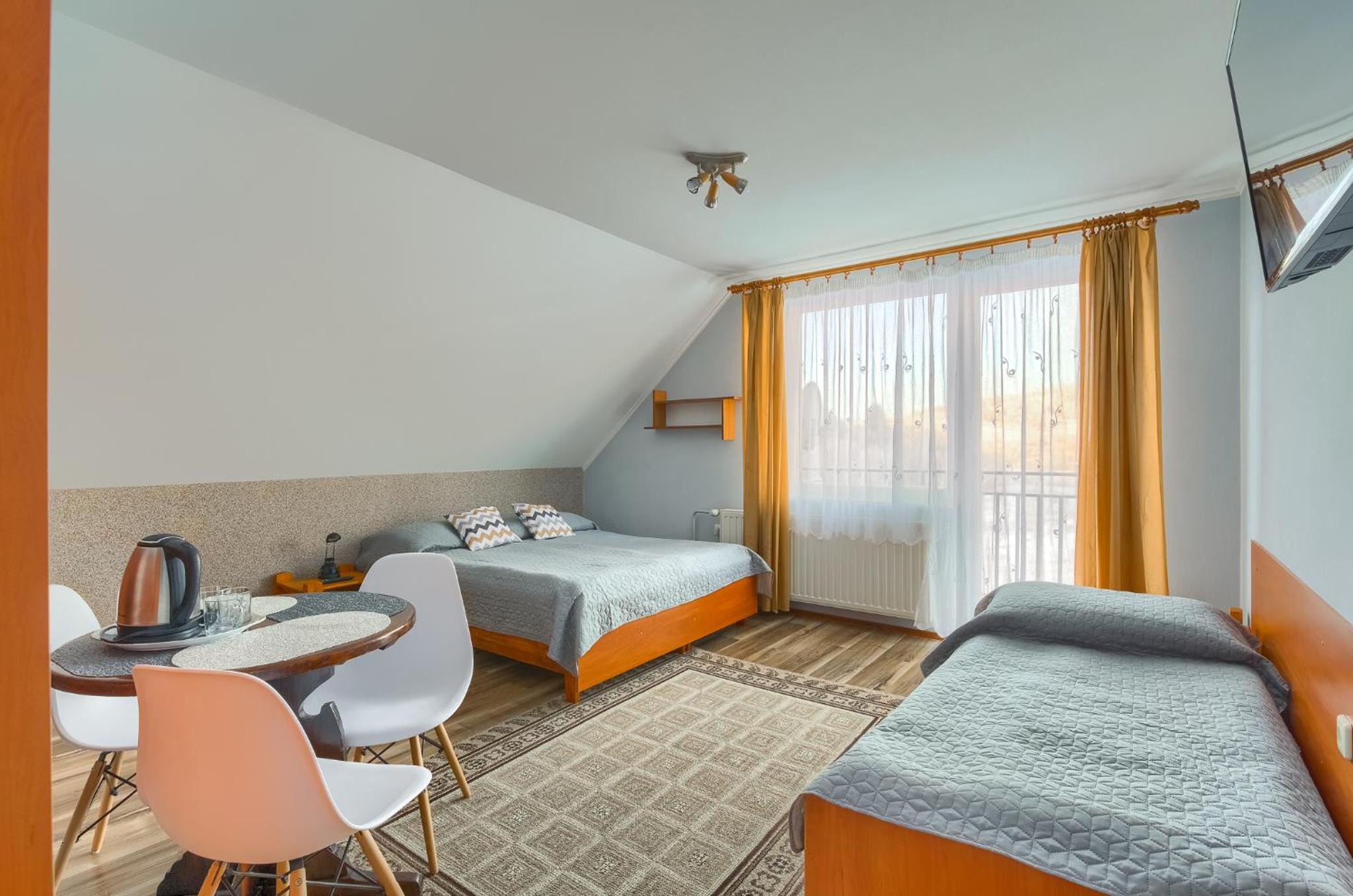 Triple Room with Balcony photo 2