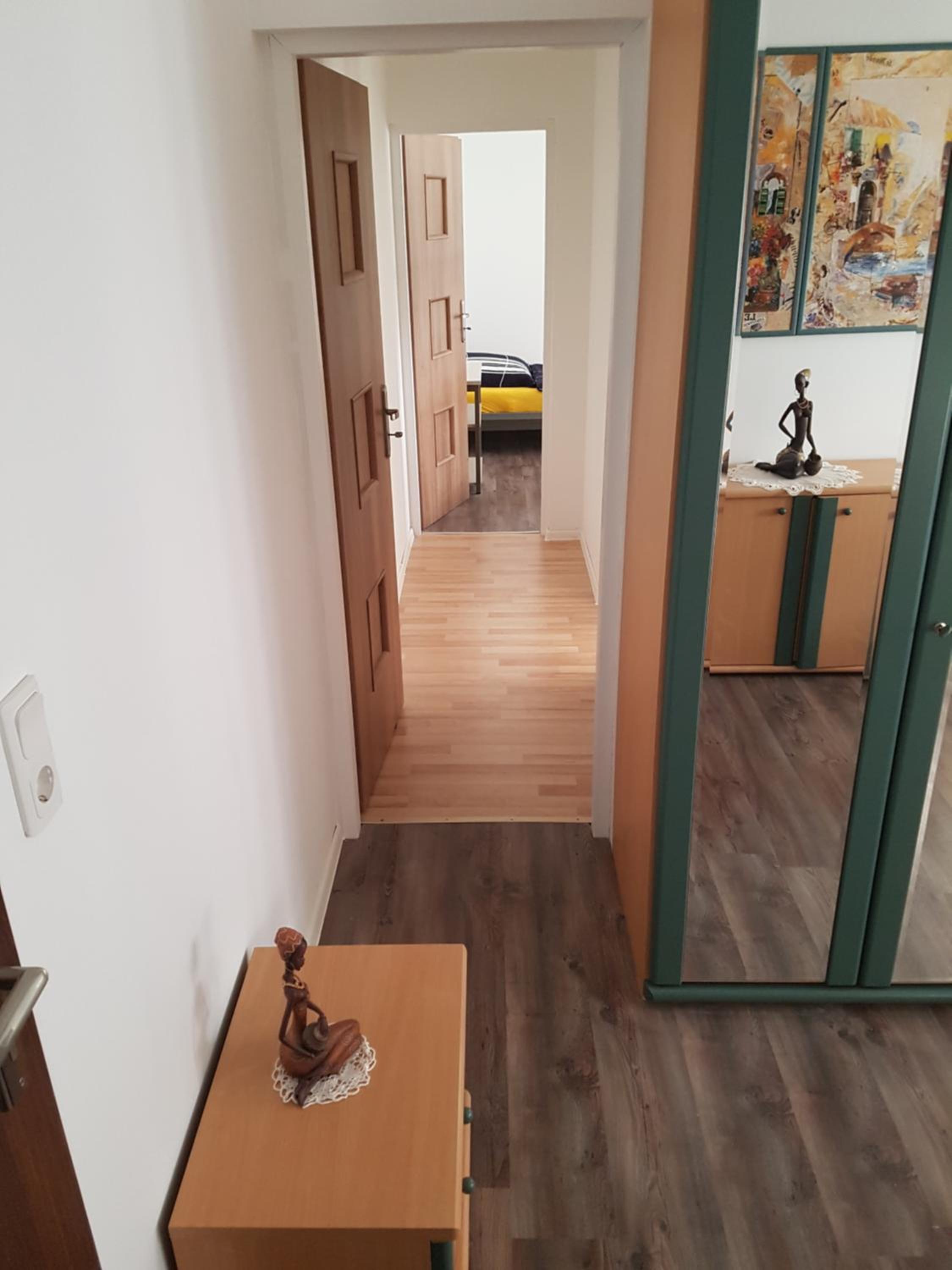 Family Room with Bathroom photo 2