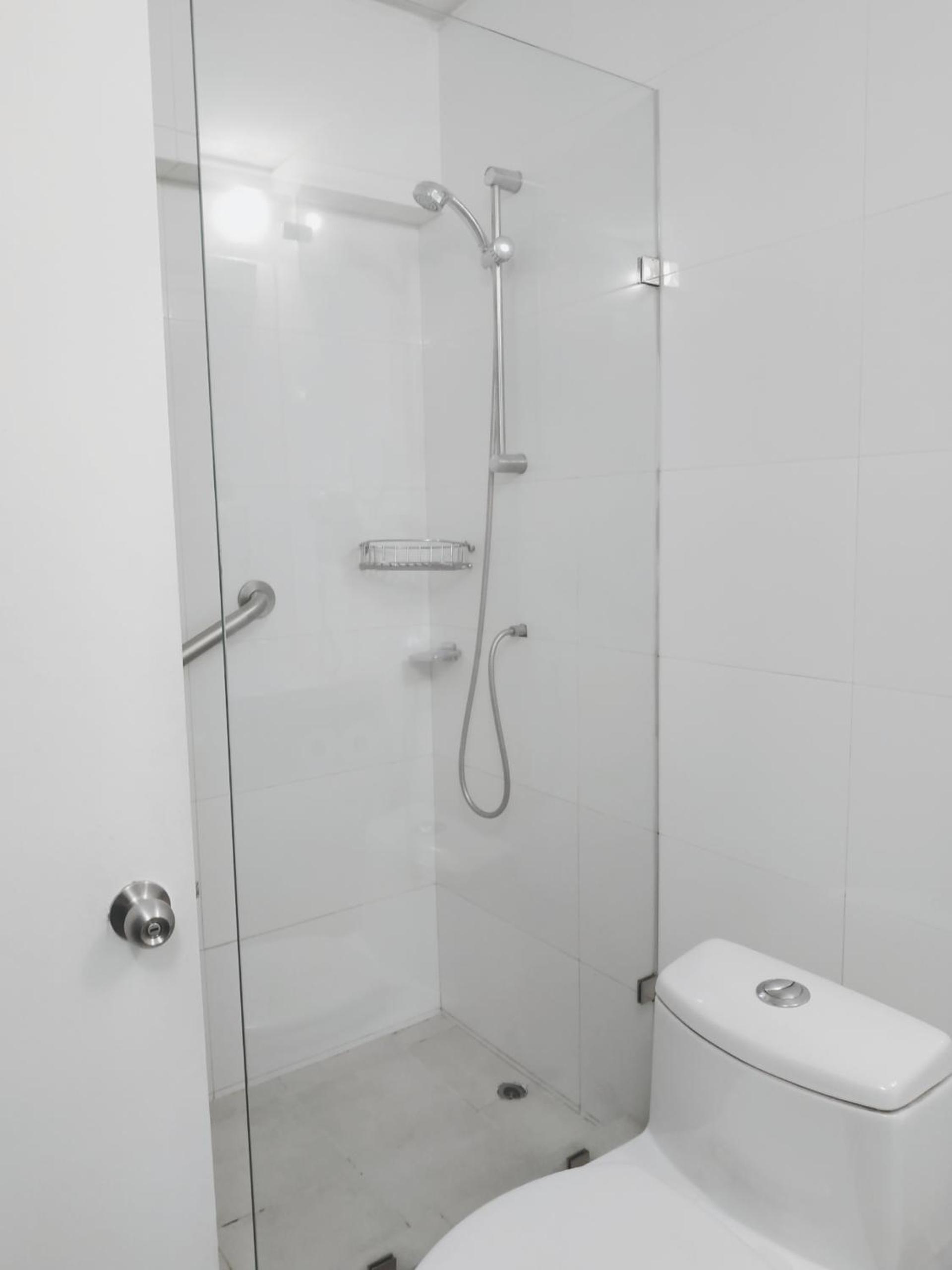 Standard Twin Room - Photo 3