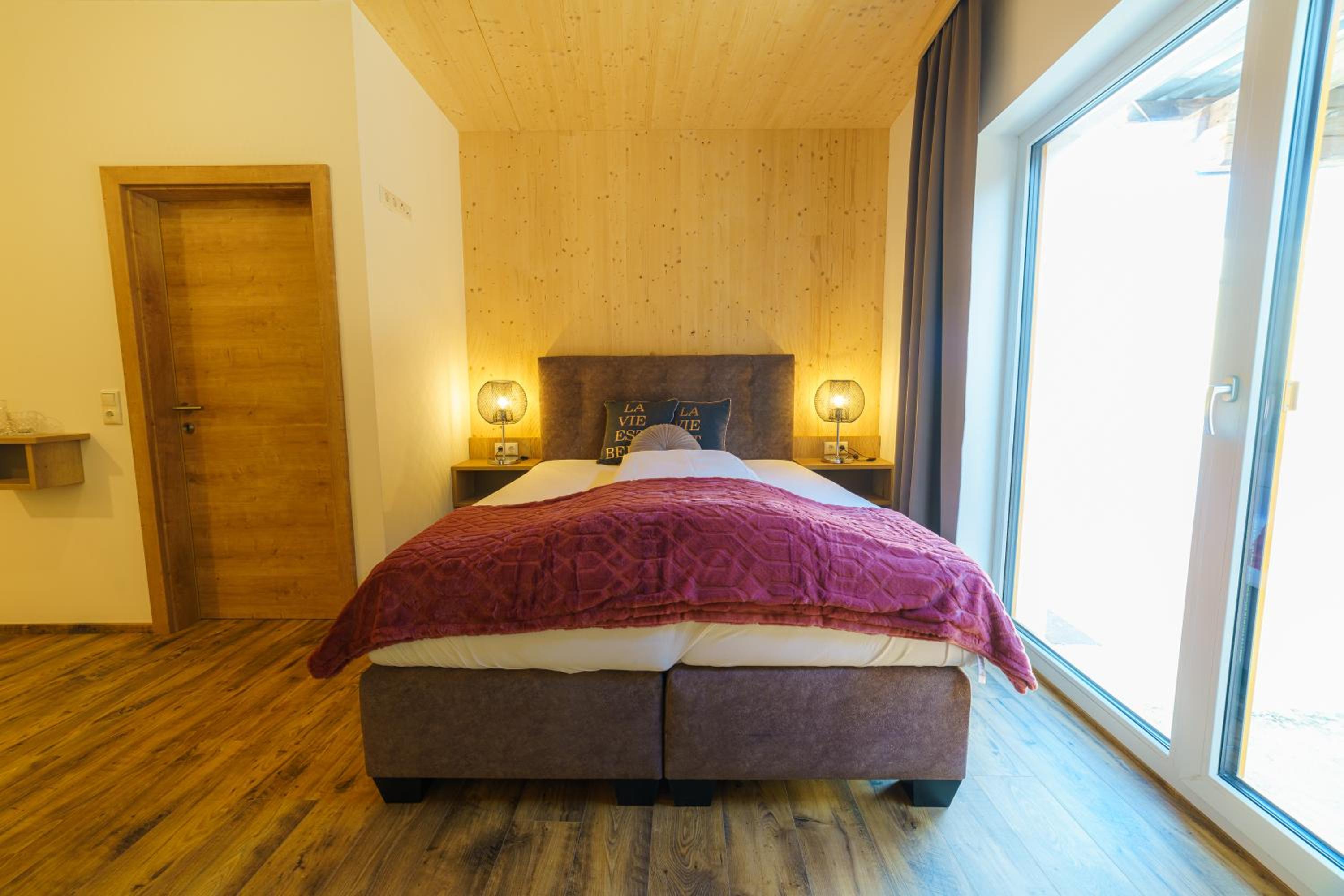 Apartment with Terrace photo 1