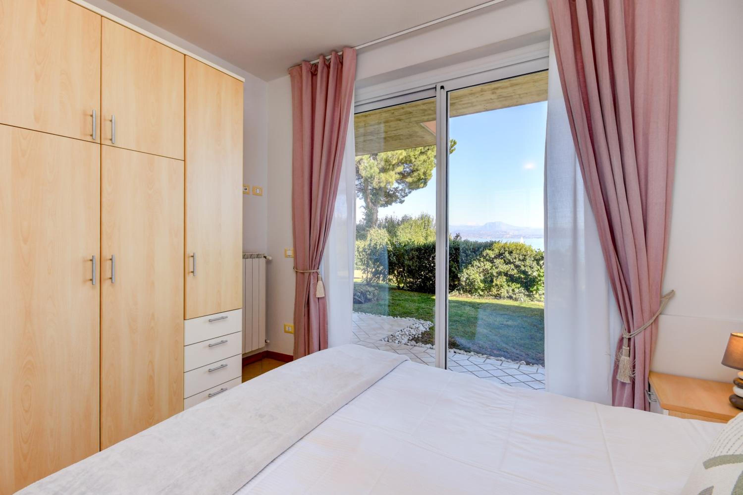 Apartment with Lake View - Ground Floor photo 1