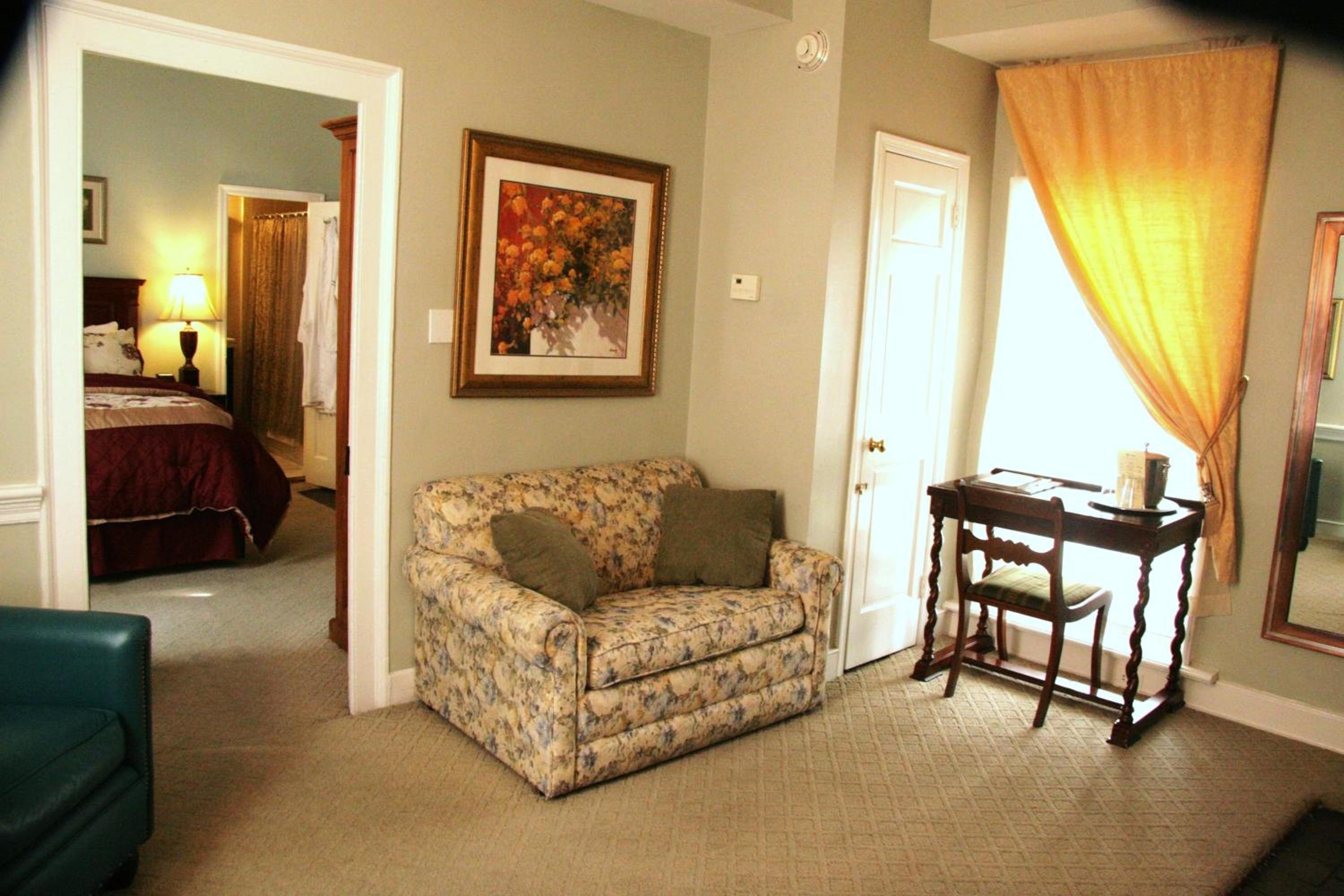 Mini Suite 203 Main House