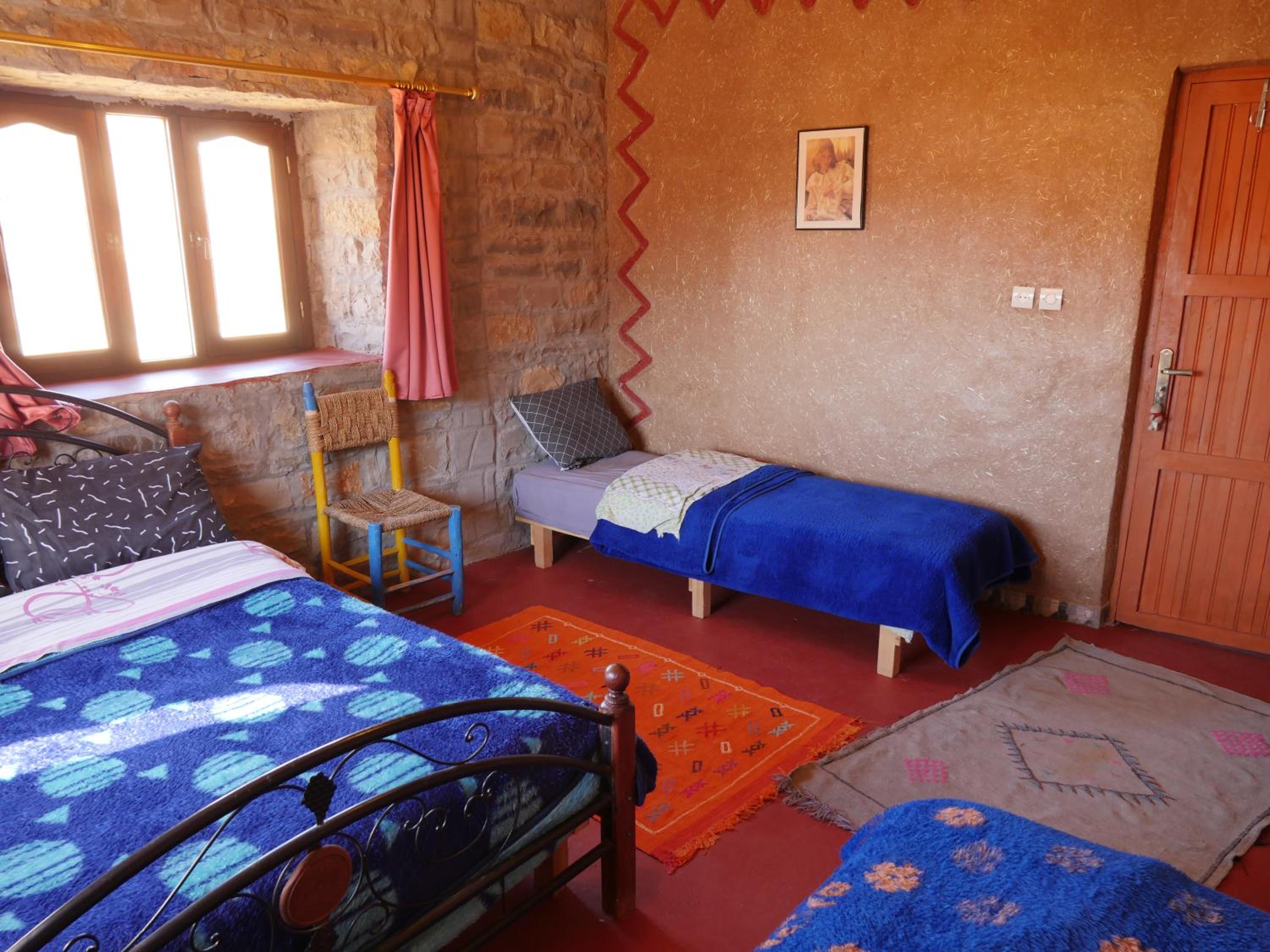 Quadruple Room with Shared Bathroom photo 3
