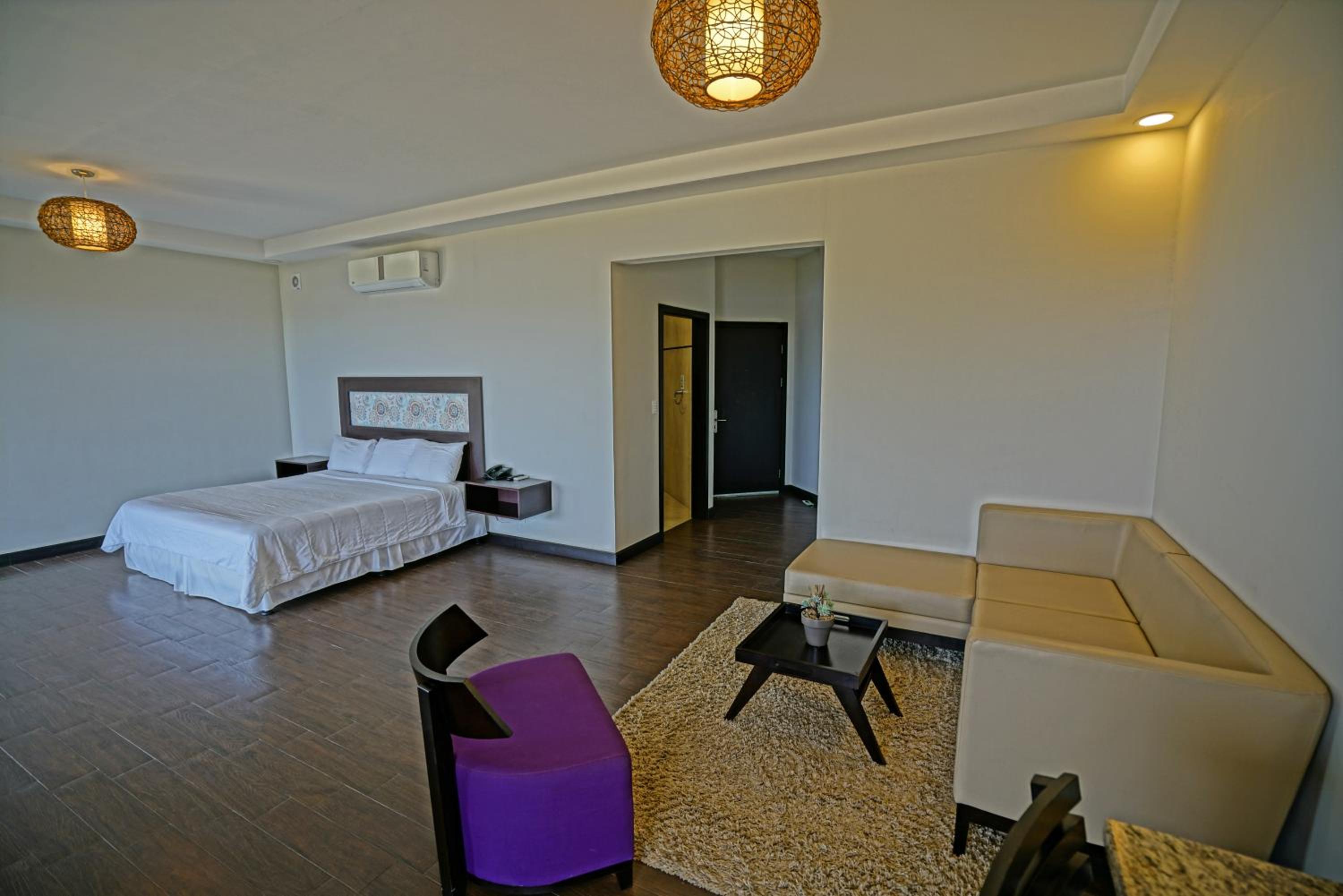Junior Suite - Photo 6