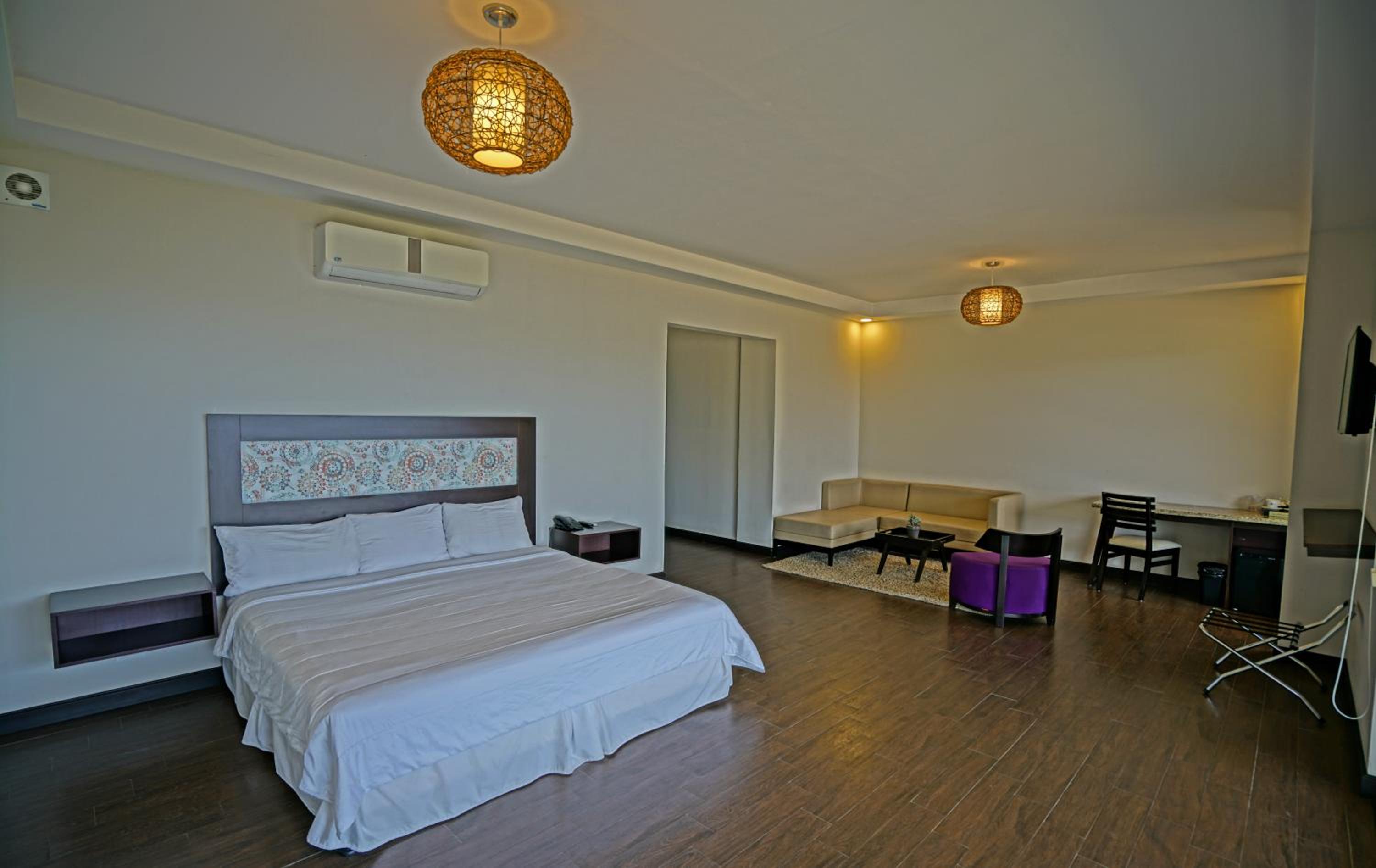 Junior Suite - Photo 7