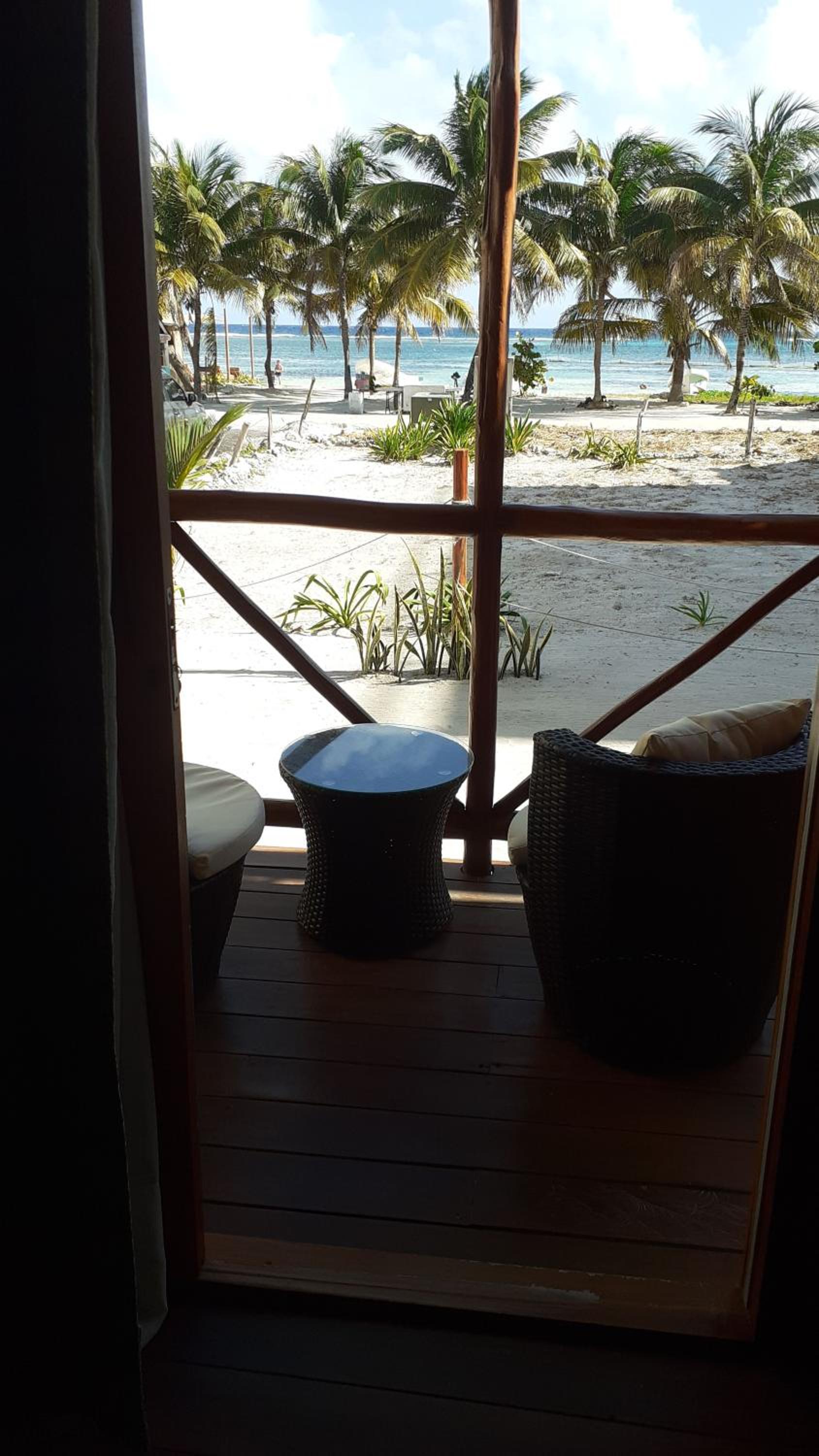 Twin Room with Sea View - Photo 9