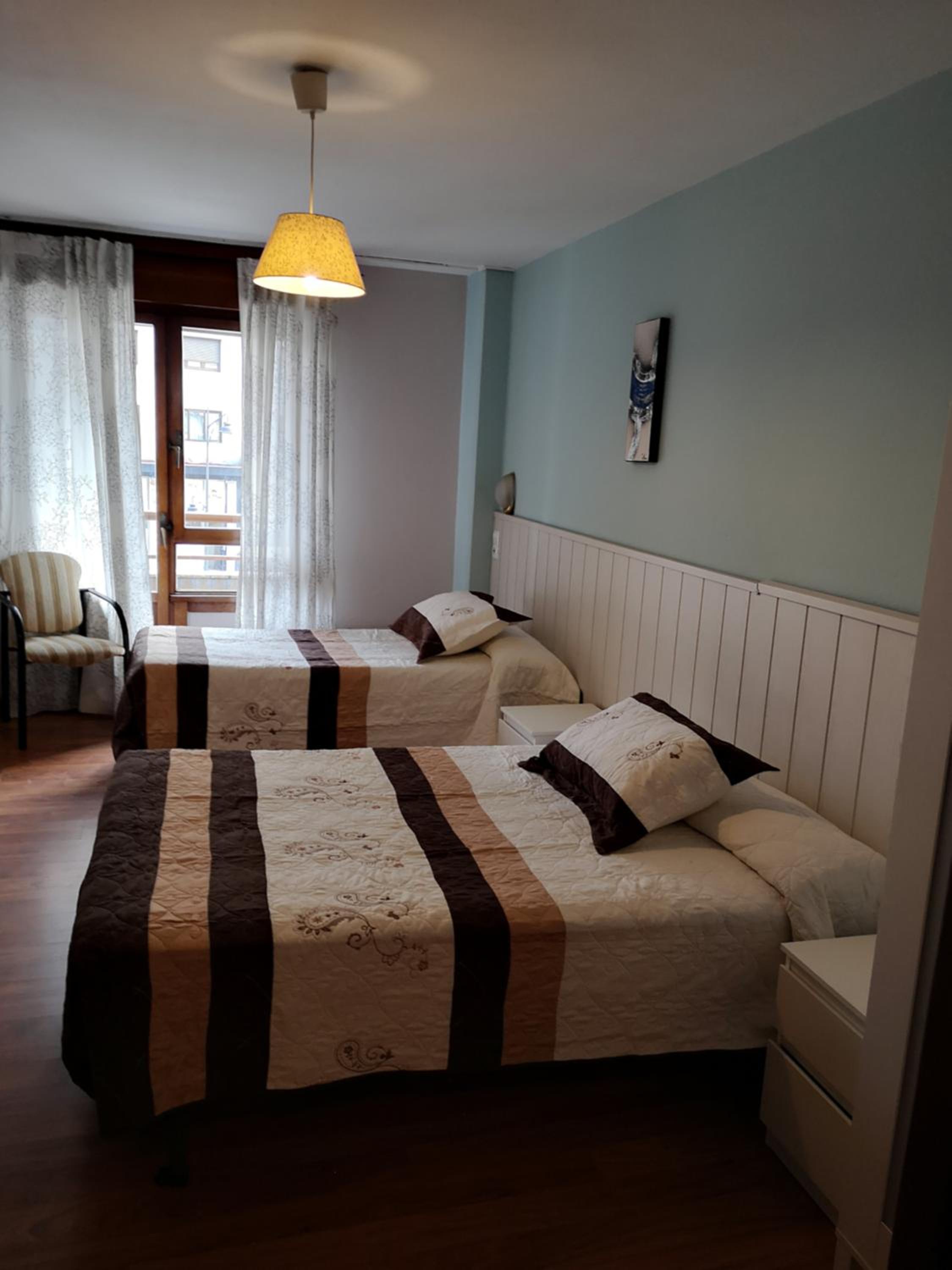 Triple Room - Photo 13