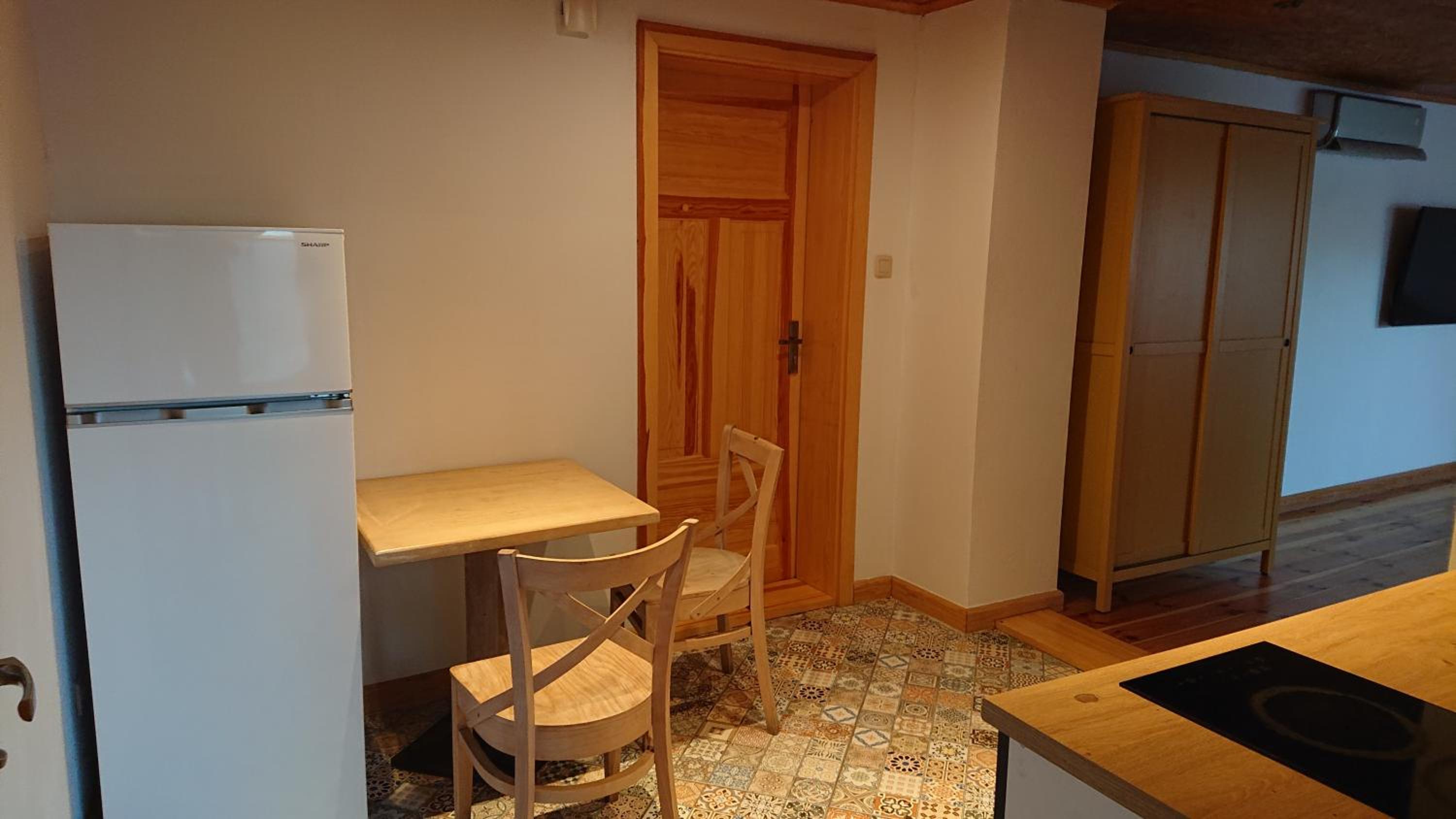 One-Bedroom Apartment - Photo 13