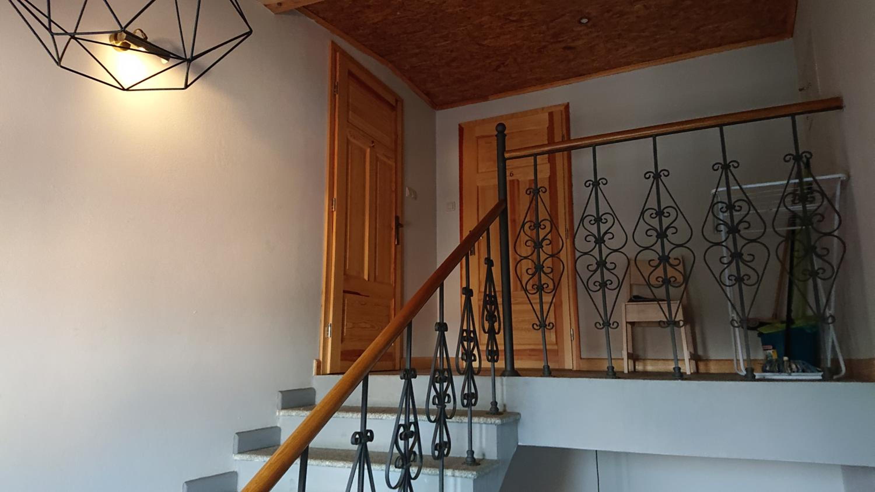 One-Bedroom Apartment - Photo 10