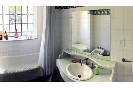 Double Room with Private External Bathroom photo 2