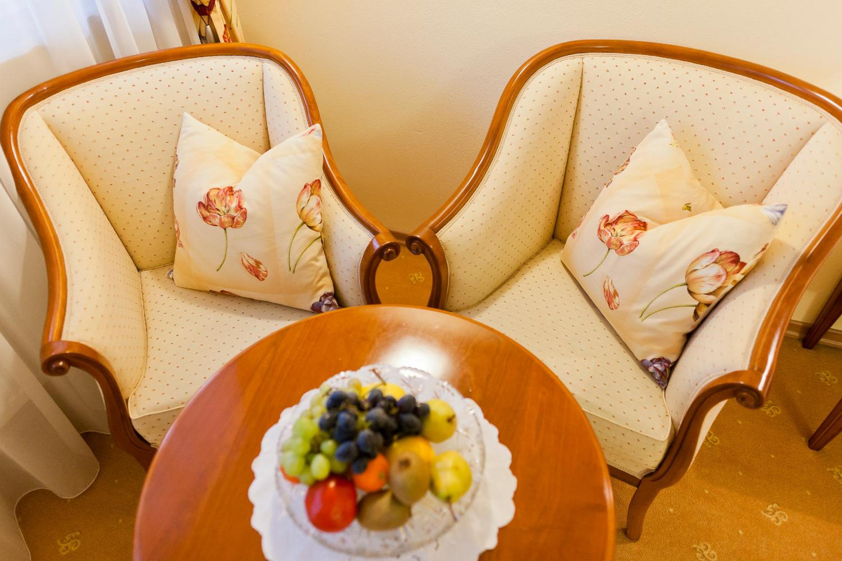 Junior Suite with Street View photo 3