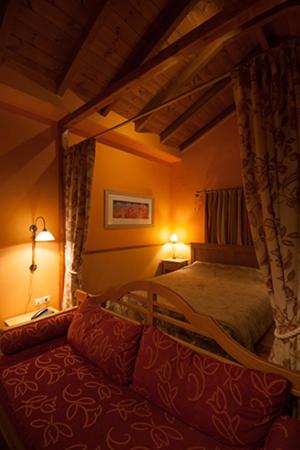 Classic Suite (4 adults) photo 2