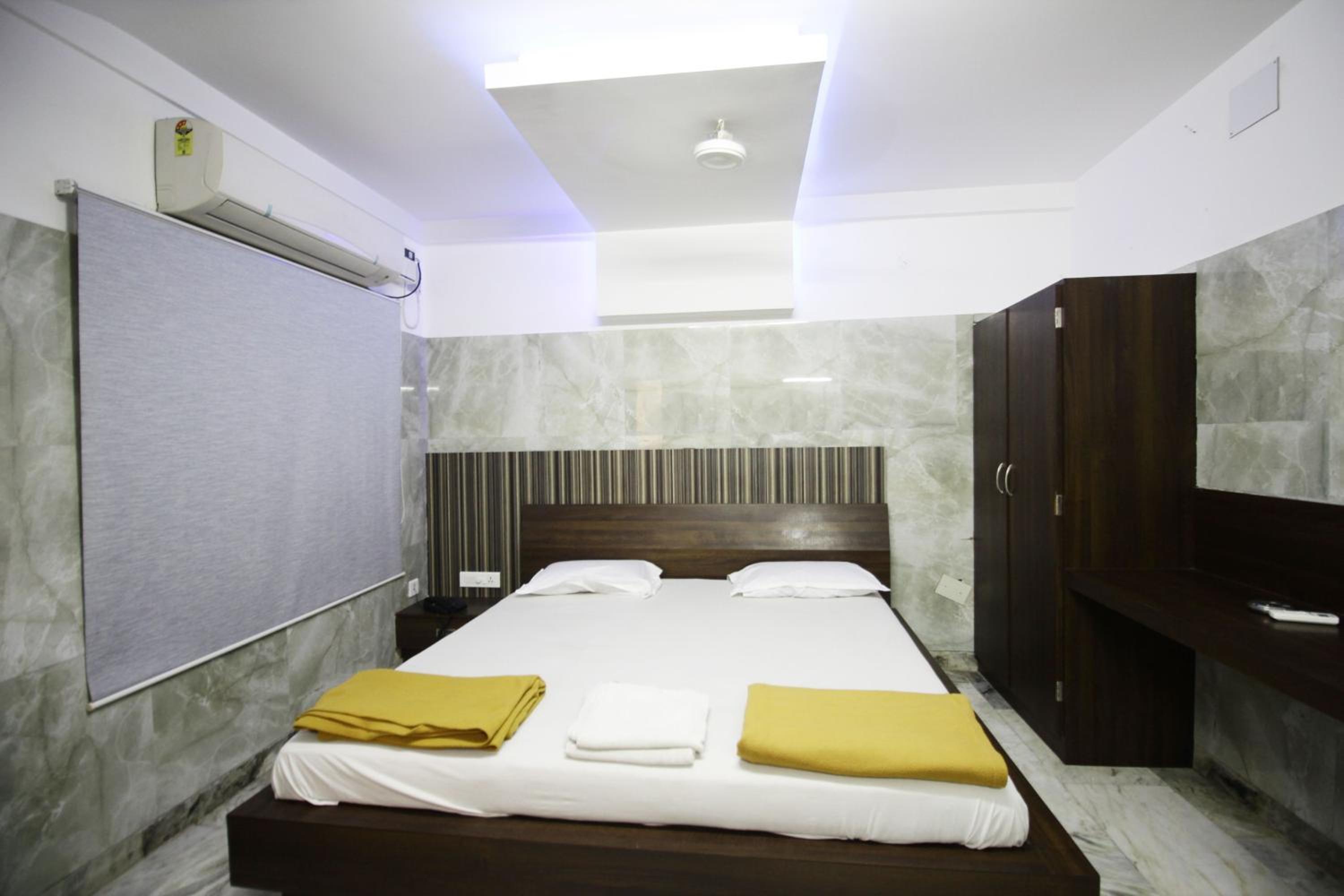 Deluxe Double Room - Photo 1