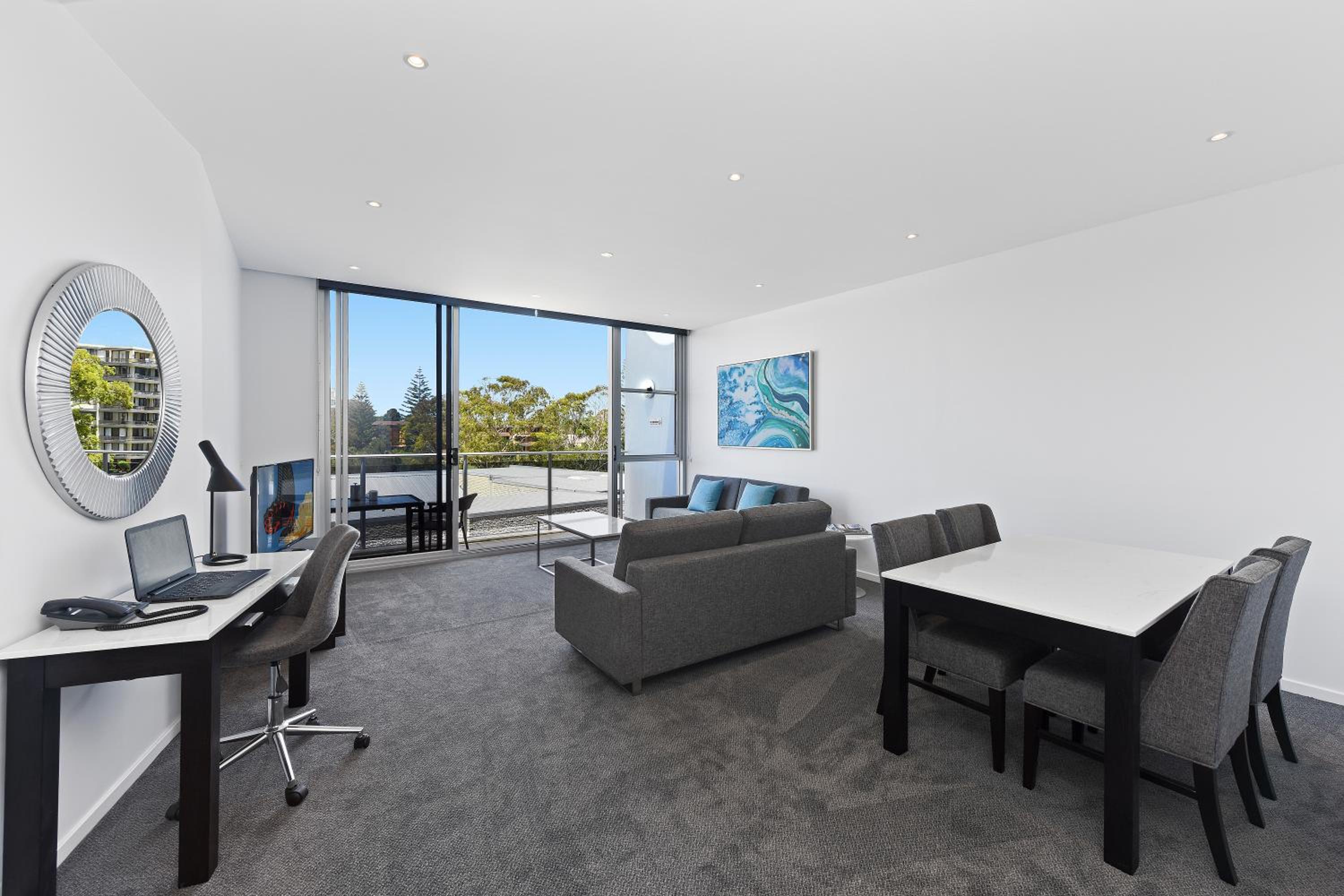 One-Bedroom Apartment (No Housekeeping) photo 1