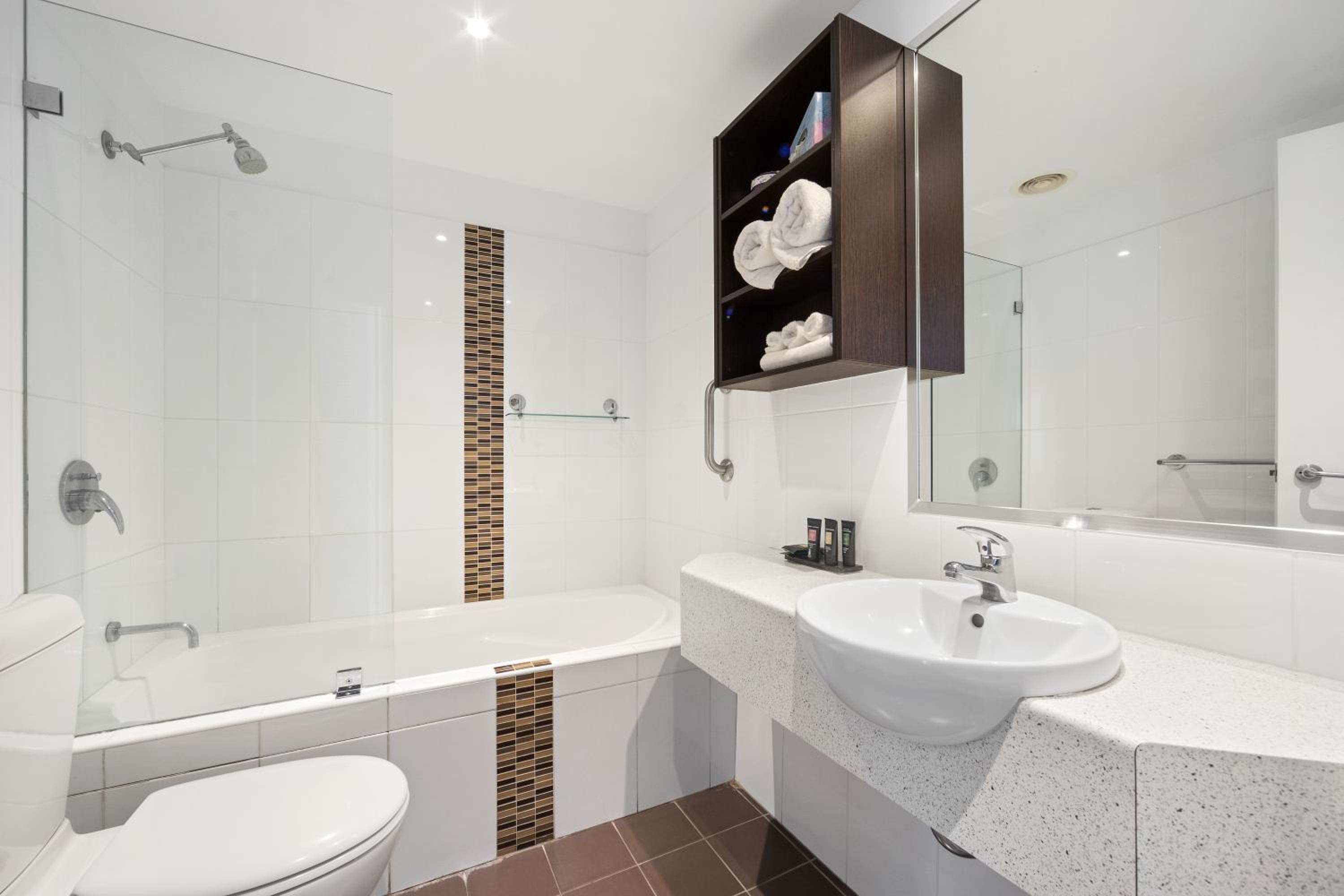 Studio Apartment photo 3