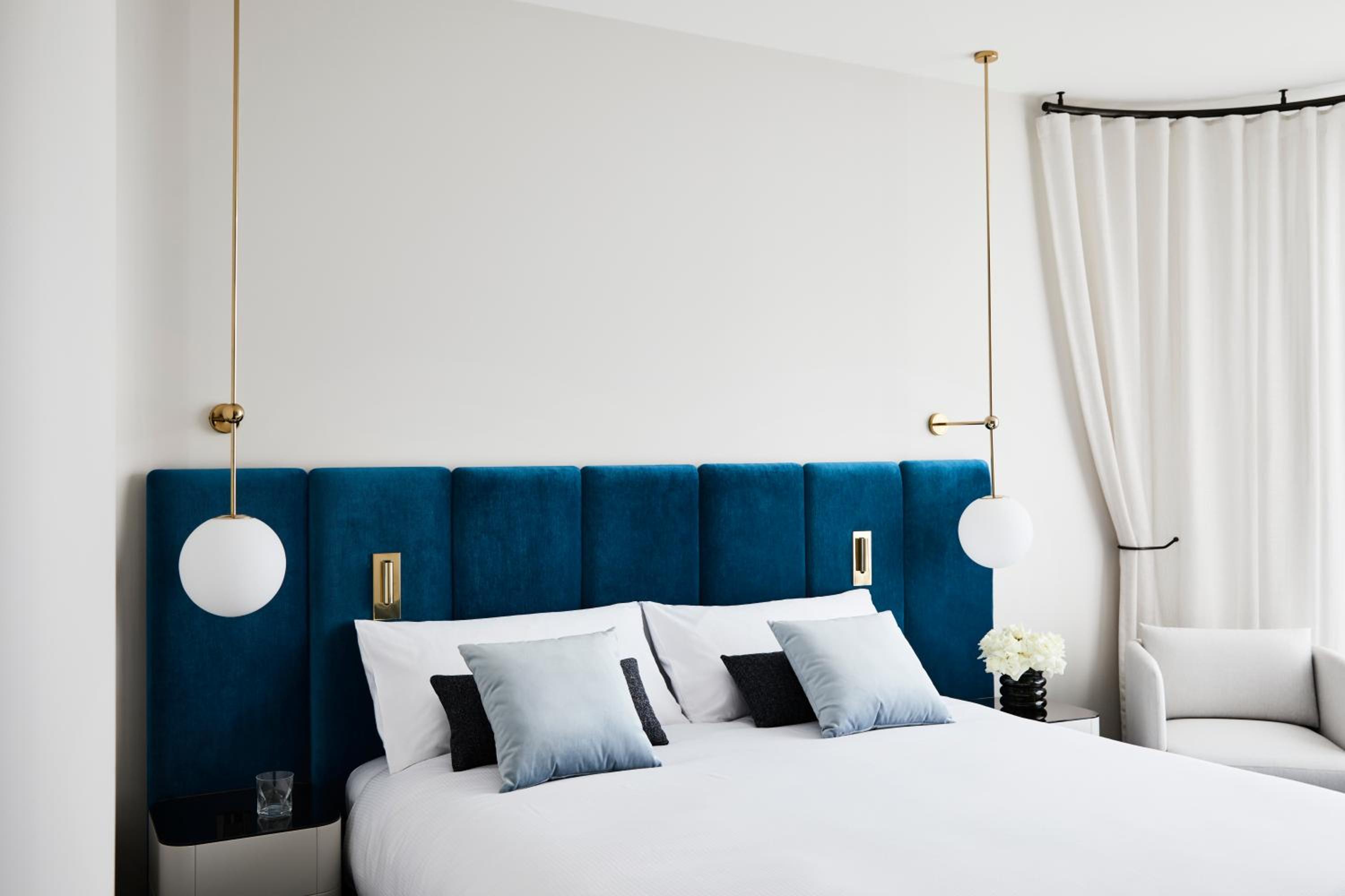 Classic King Room - Photo 3
