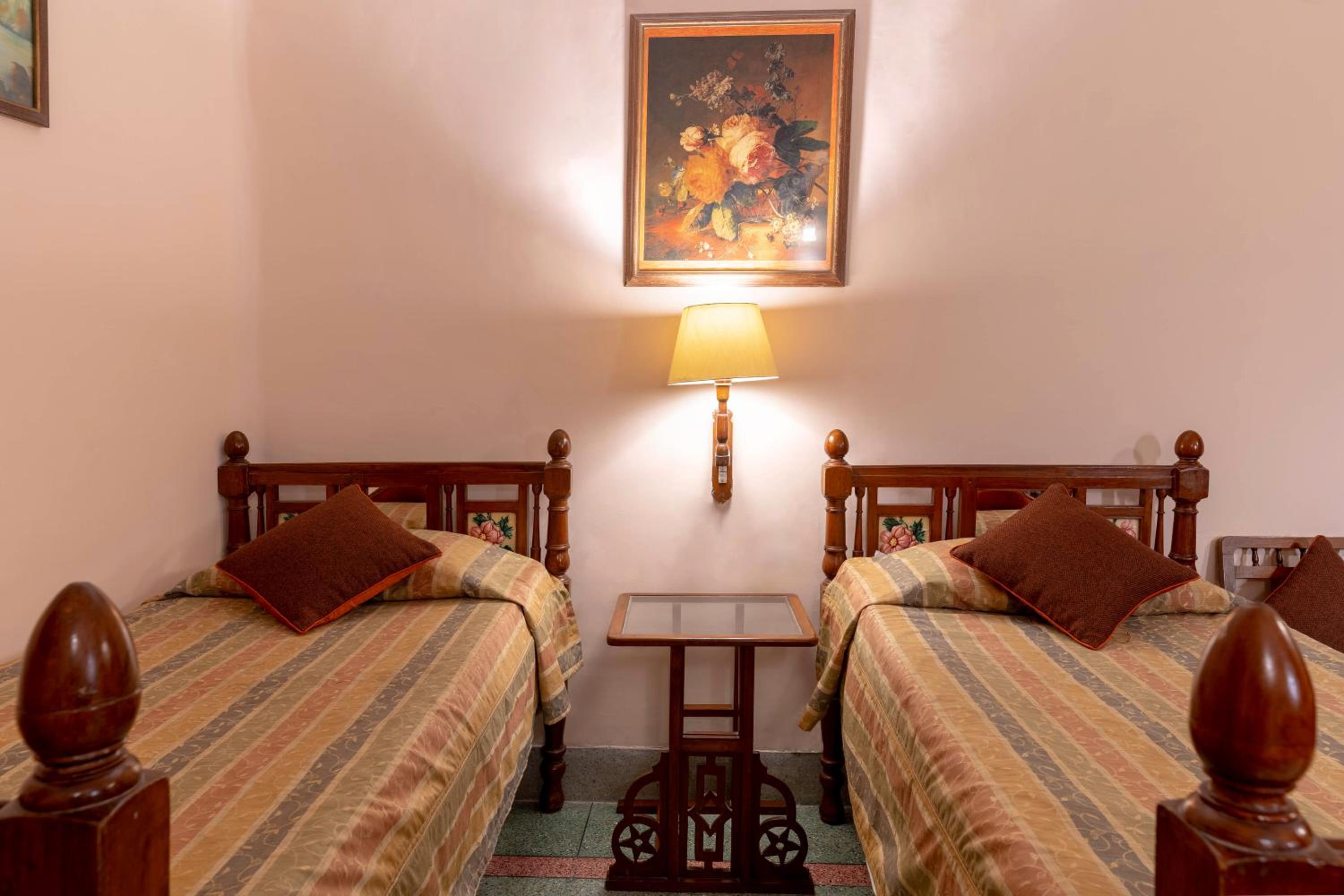 Deluxe Room - Photo 2