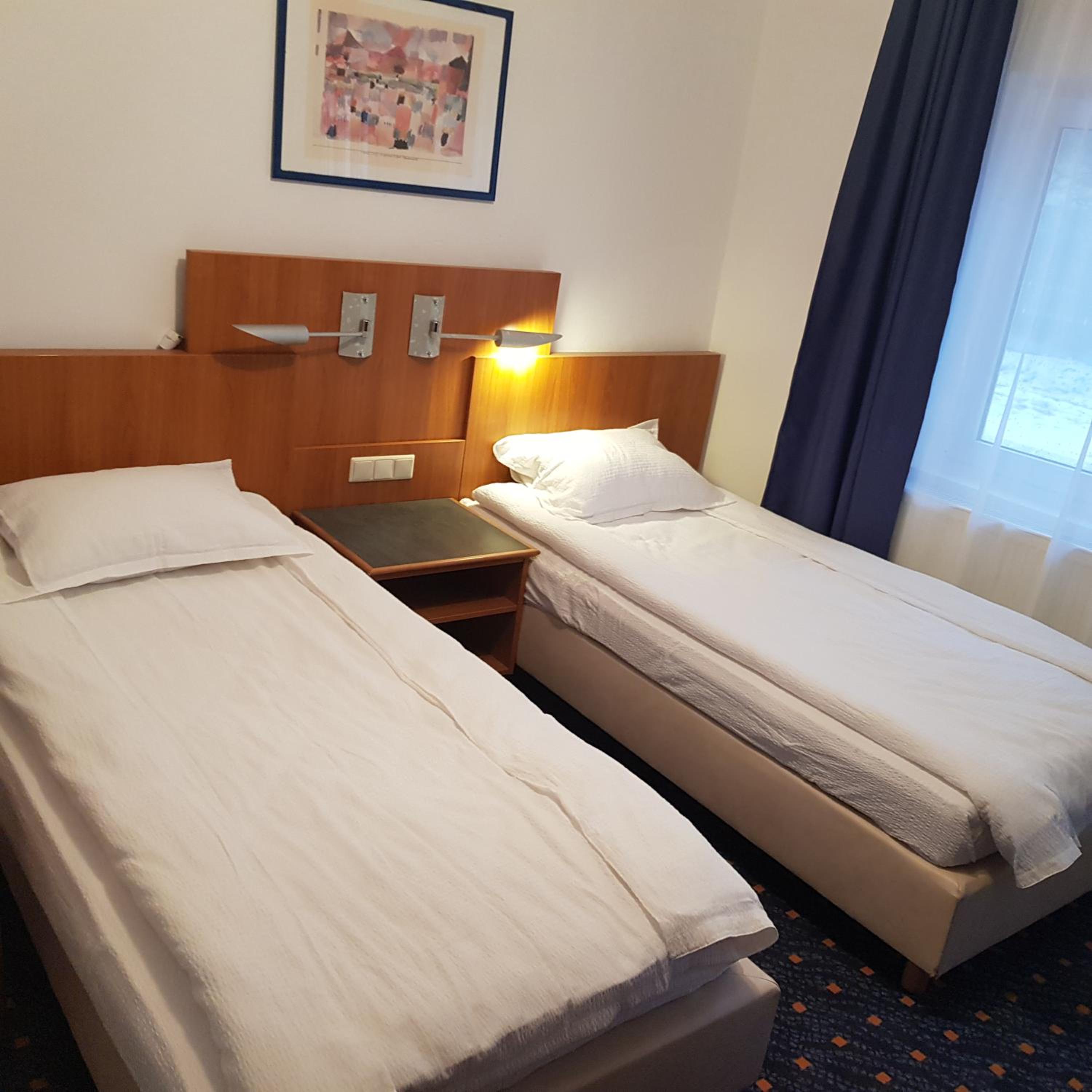 Double Room with Private Bathroom photo 1
