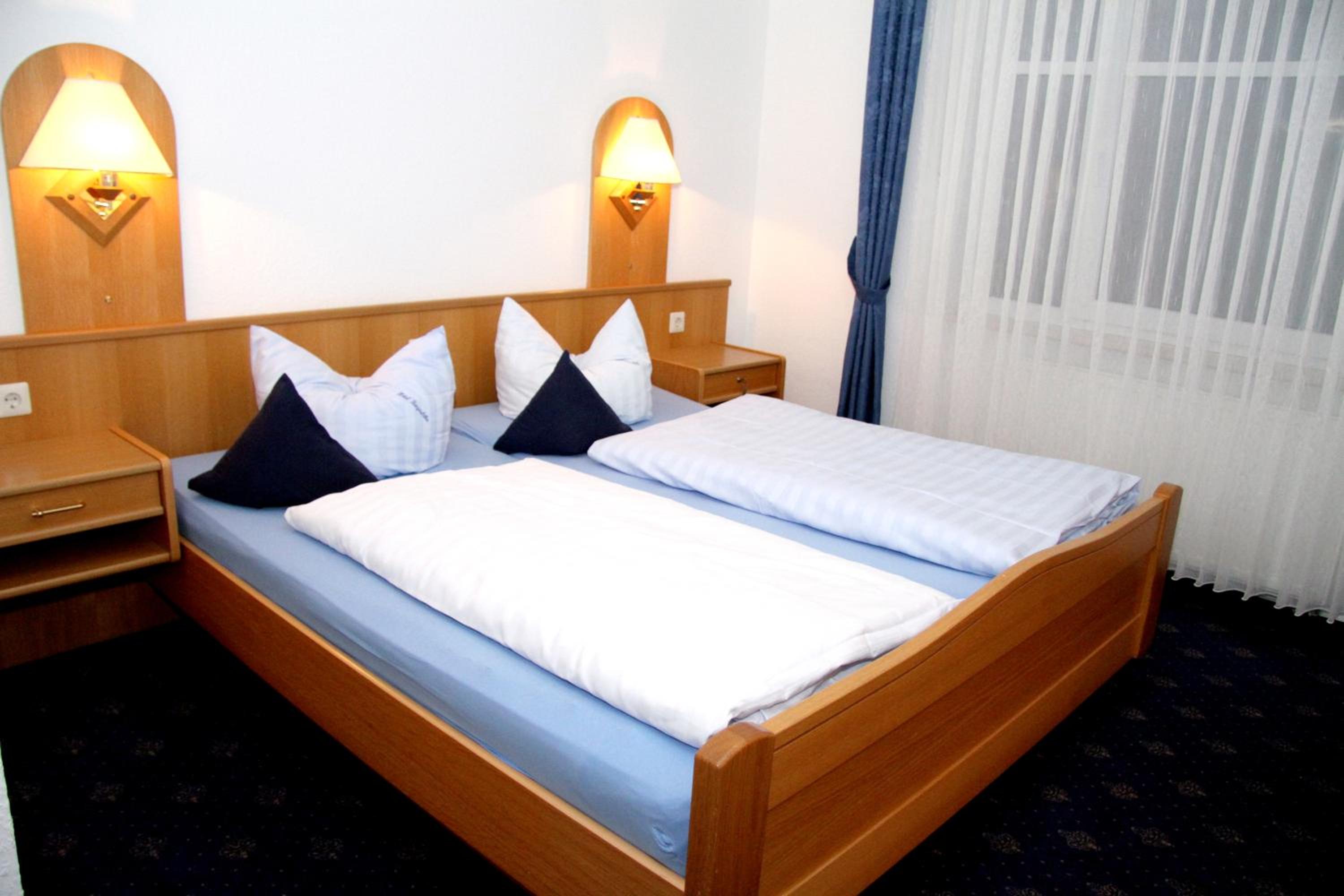 Double Room - Photo 1