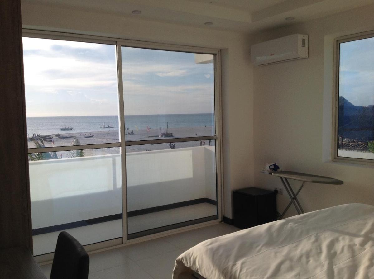 Deluxe Double Room with Balcony and Sea View - Photo 1