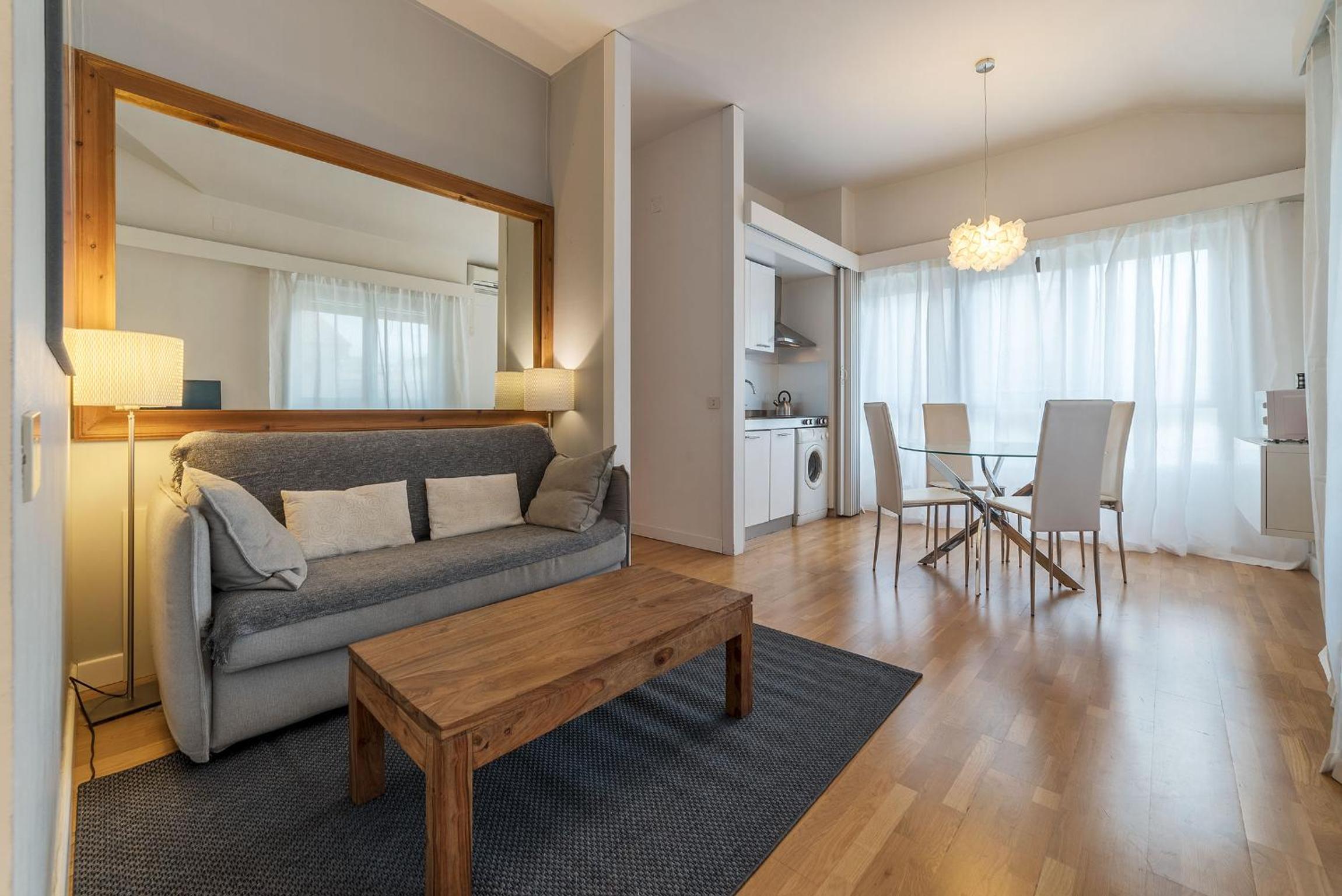 One-Bedroom Apartment