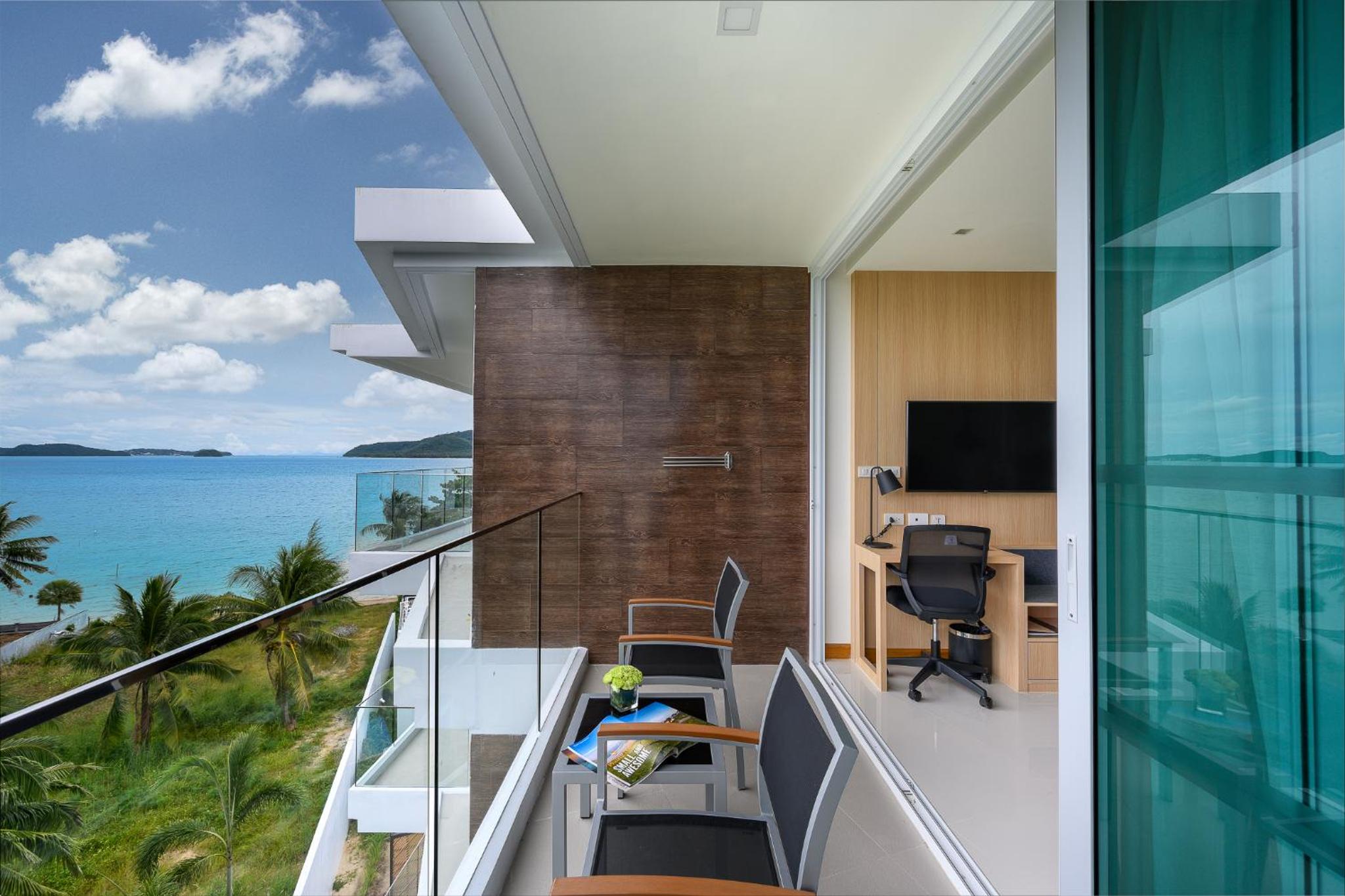 Deluxe Seaview Room  - Photo 6