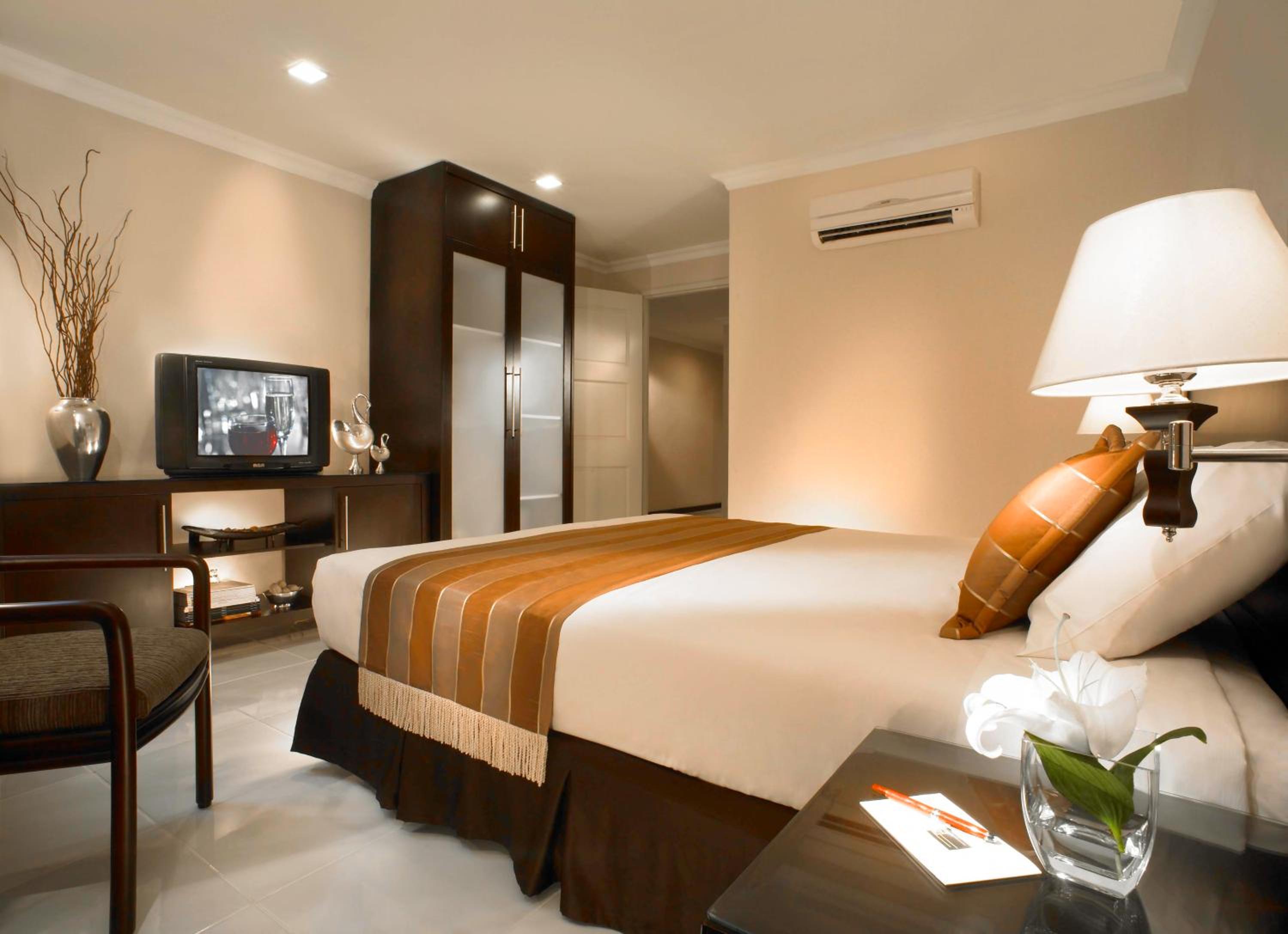Three-Bedroom Superior Suite - Photo 1