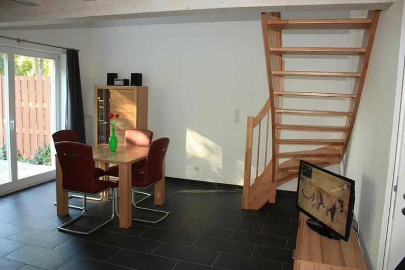 Two-Bedroom House photo 2