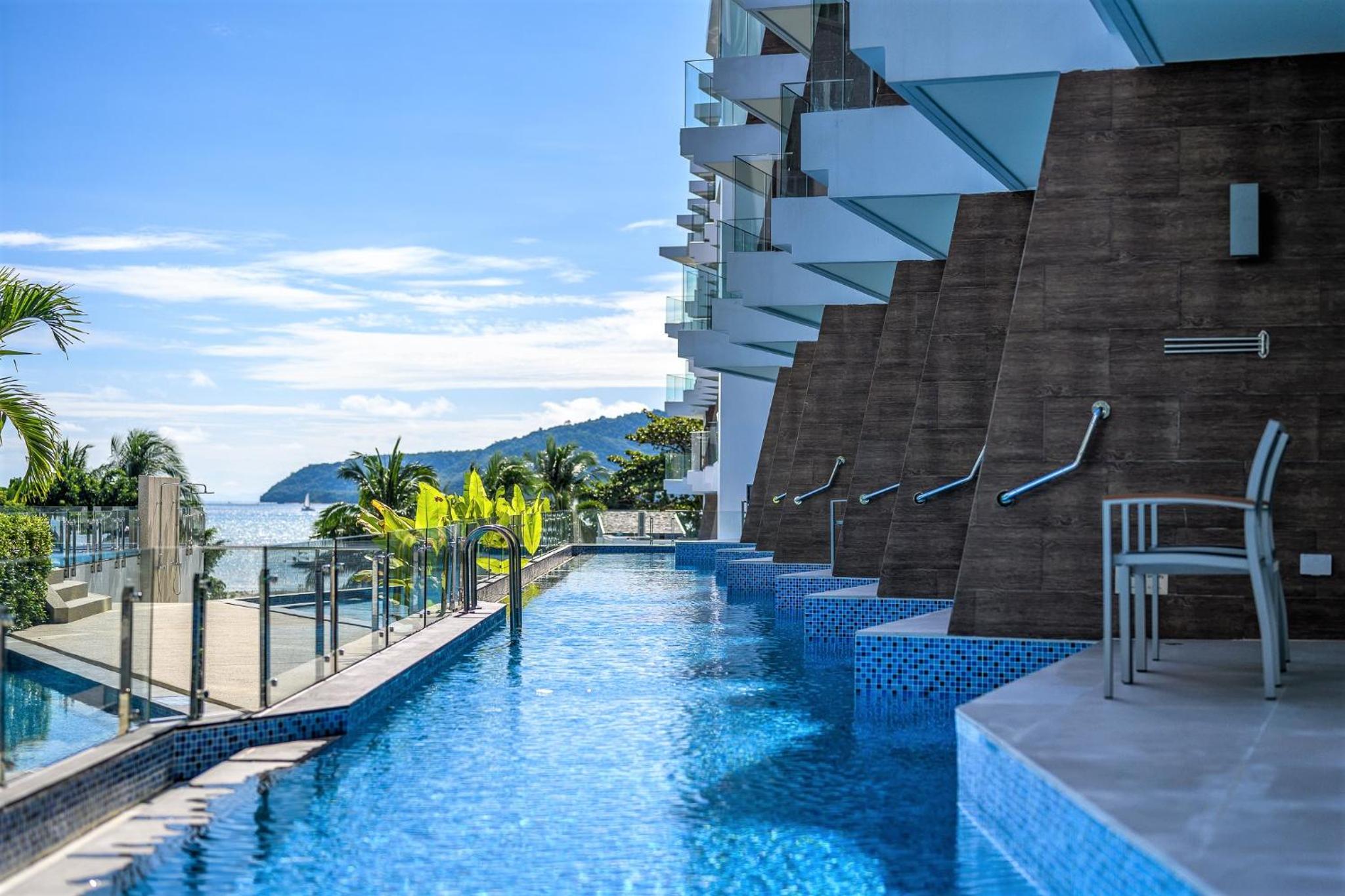 Two Bedroom Suite Pool Access - Photo 3