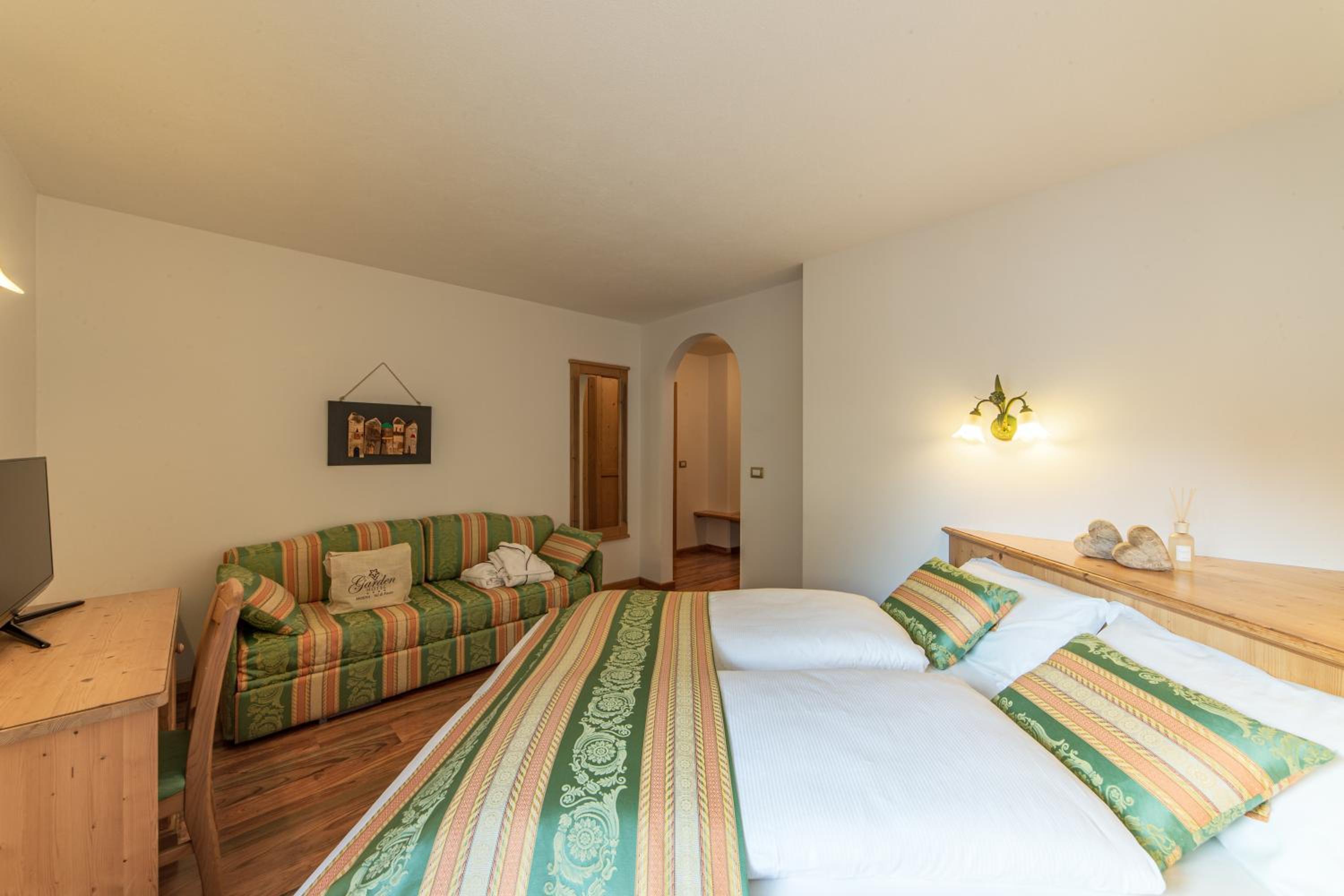 Classic Triple Room
