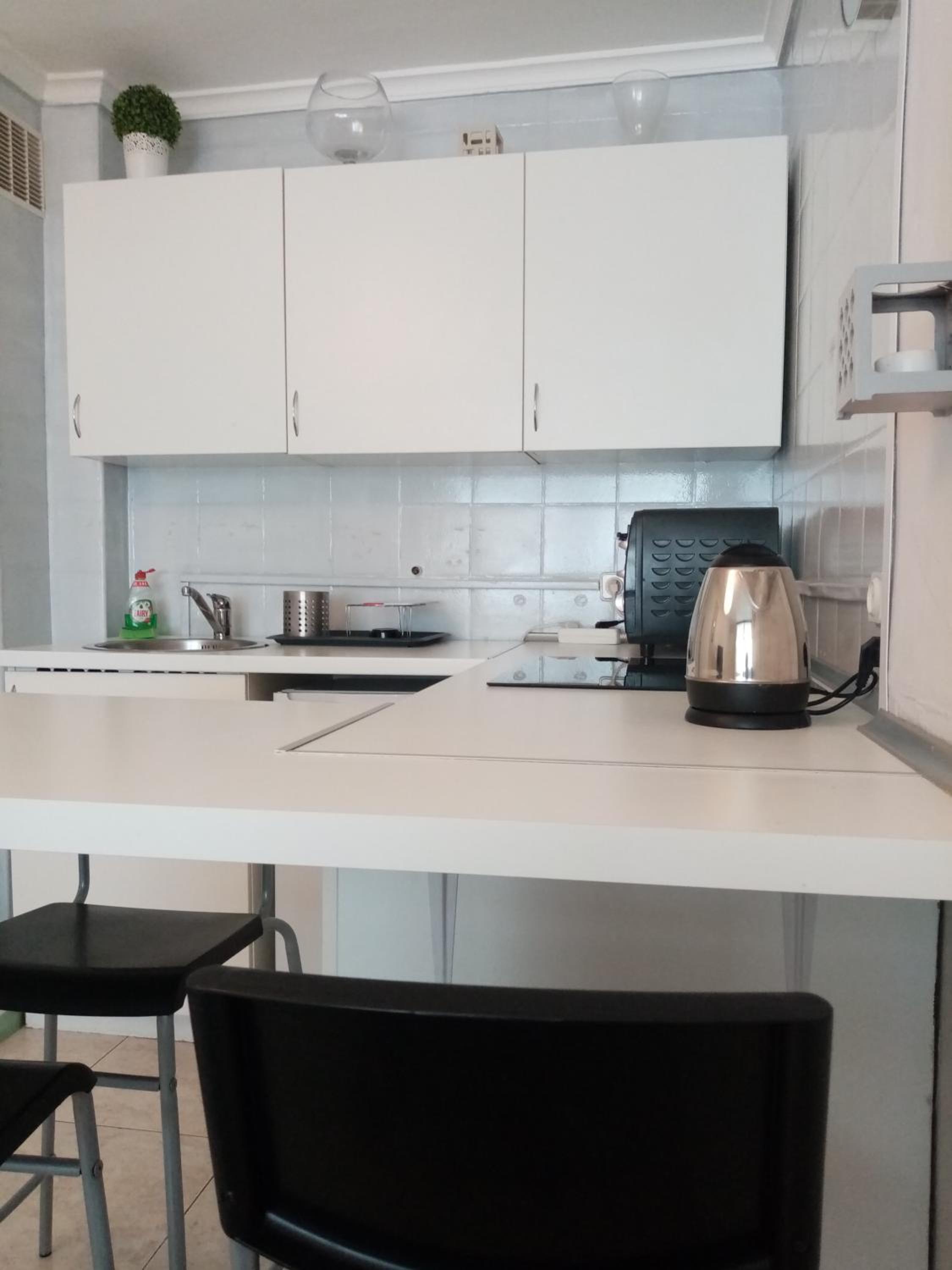 One-Bedroom Apartment - Photo 3