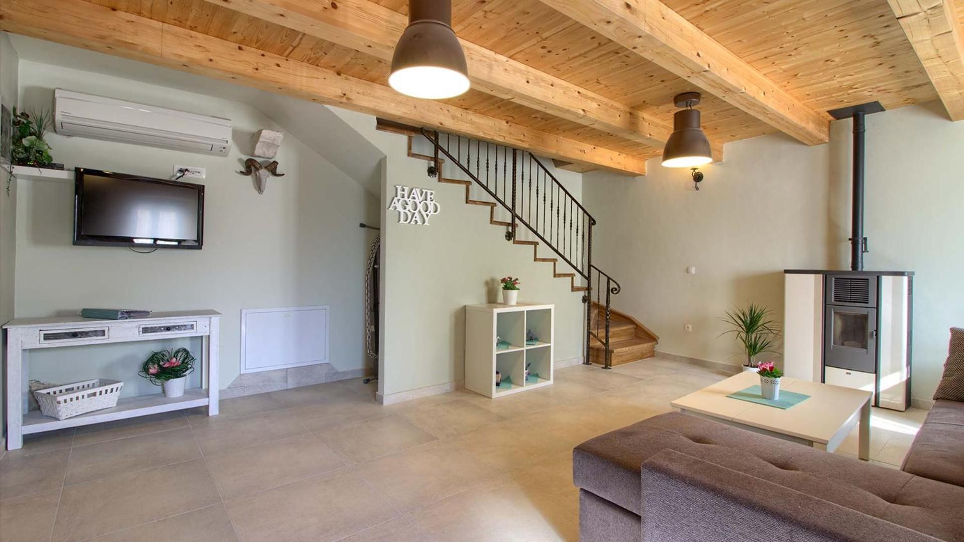 Villa photo 1