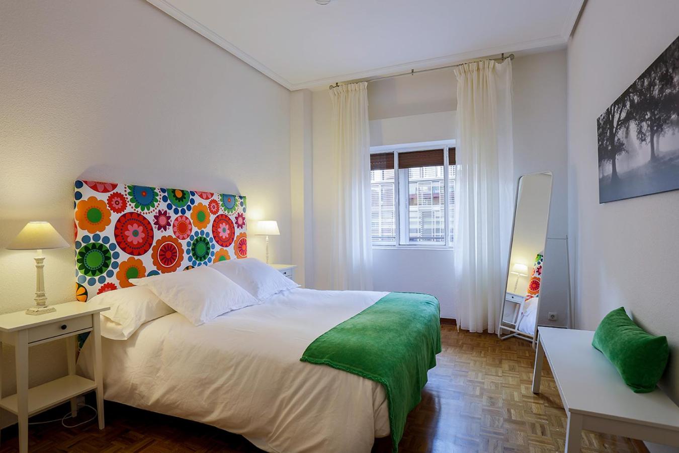 Apartamento con Balcón