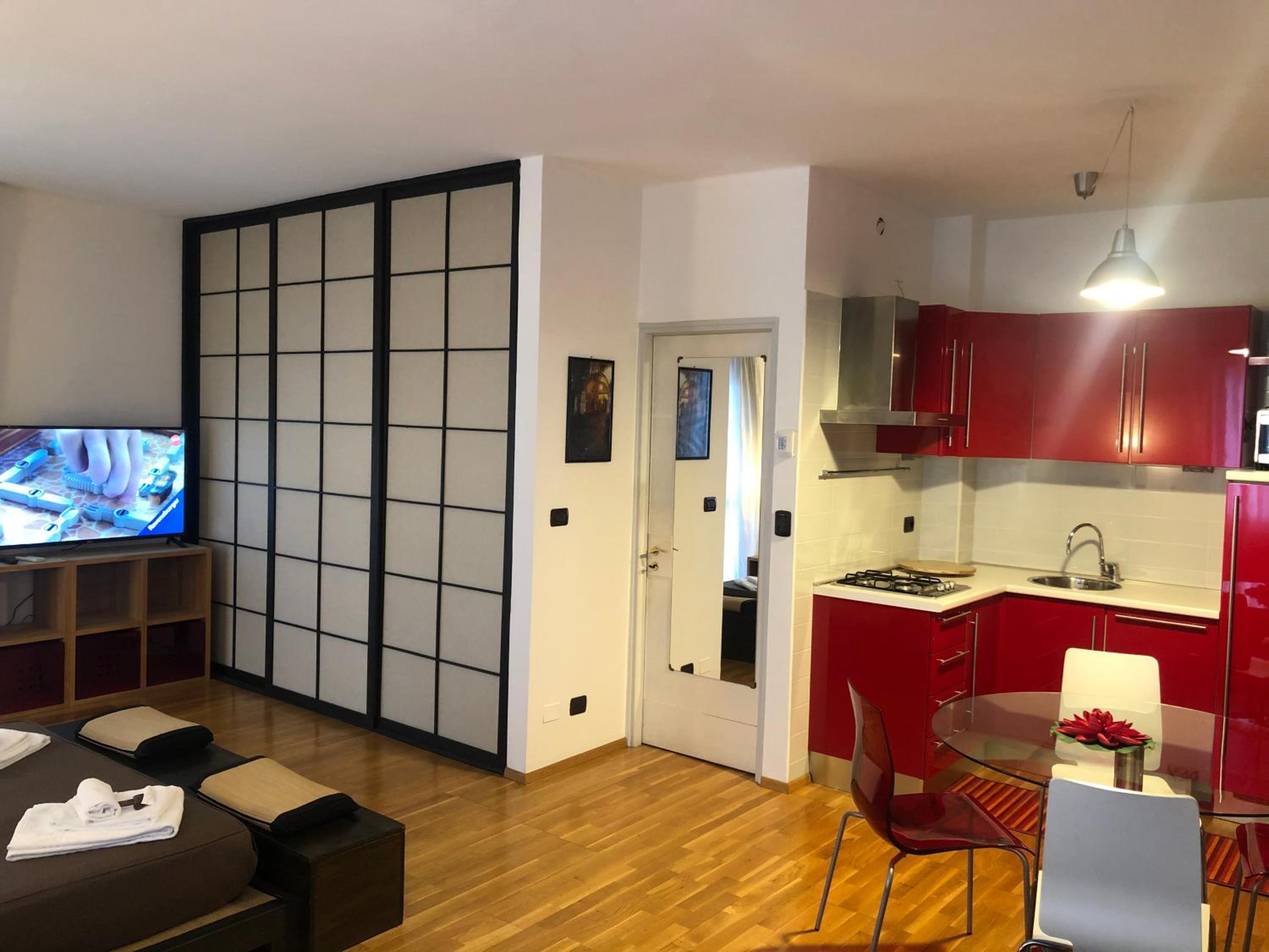 One-Bedroom Apartment