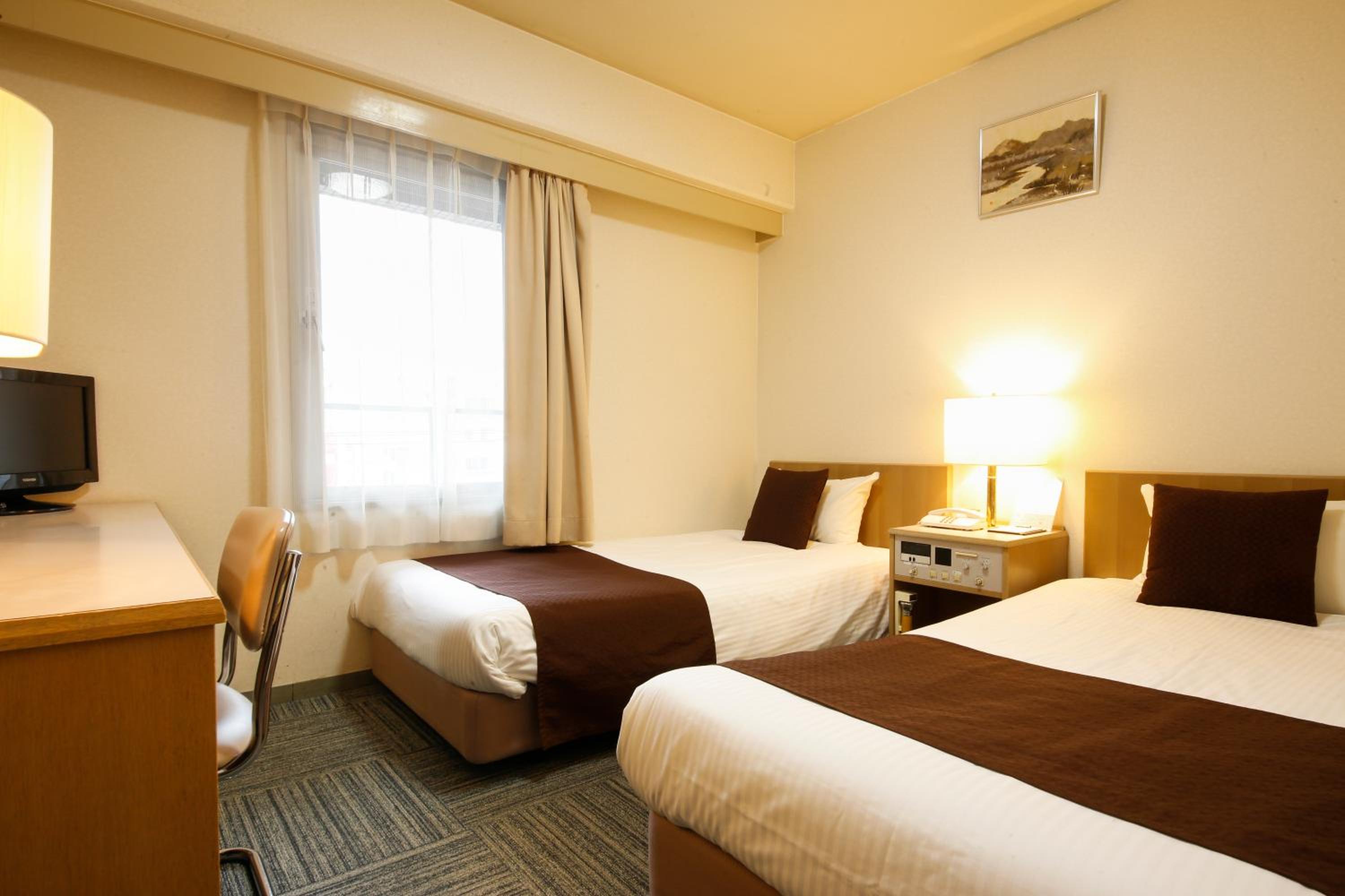 Twin Room - Non-Smoking