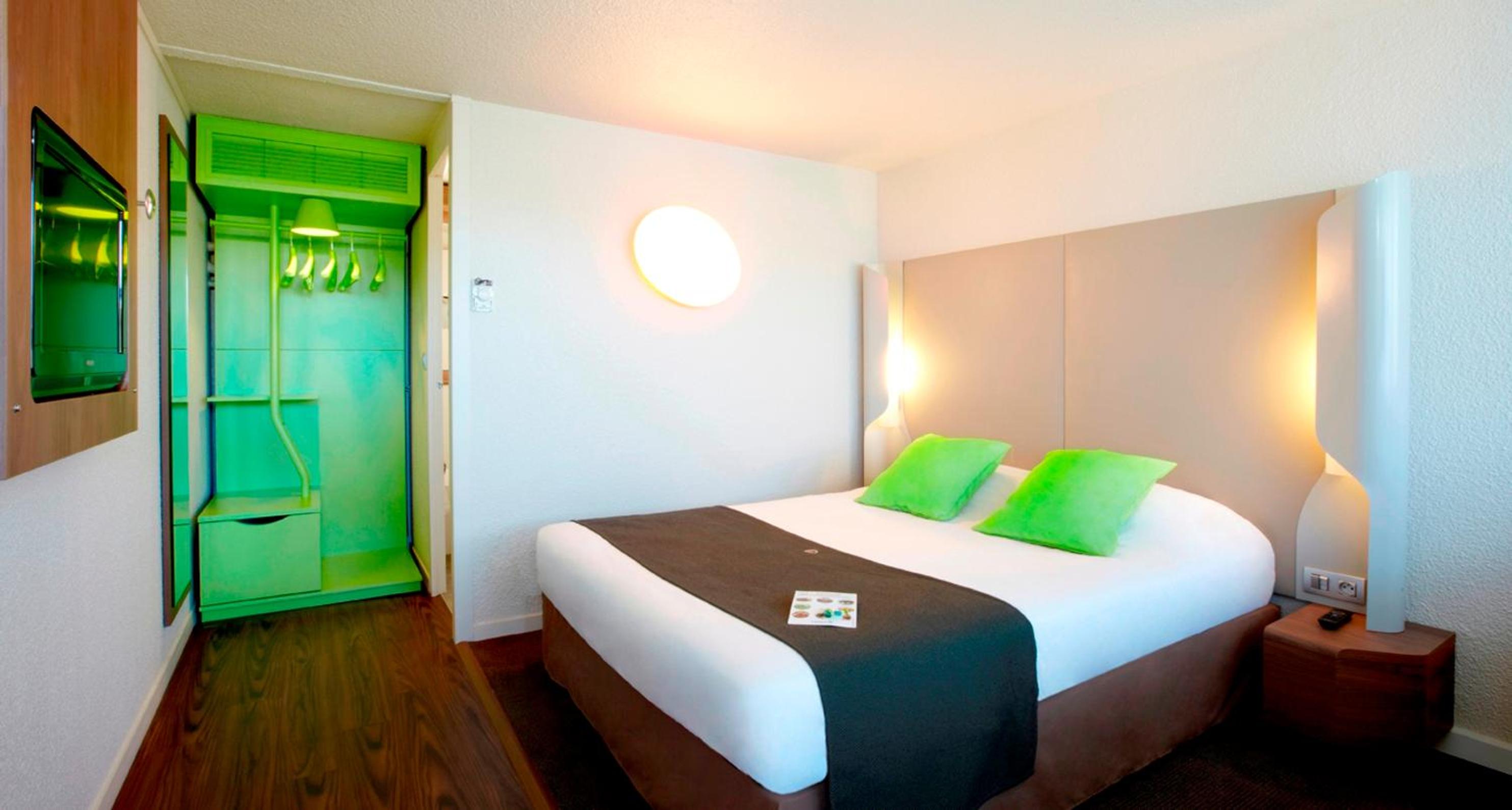 Standard Double Room - Photo 6