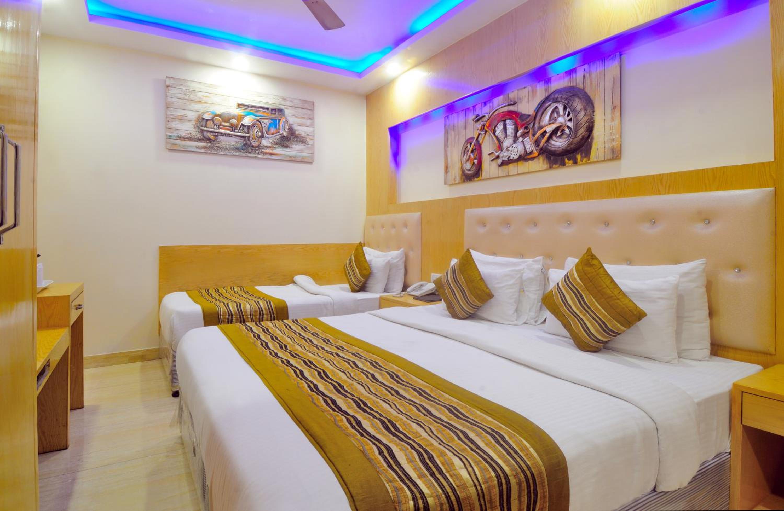 Deluxe Triple Room - Photo 7