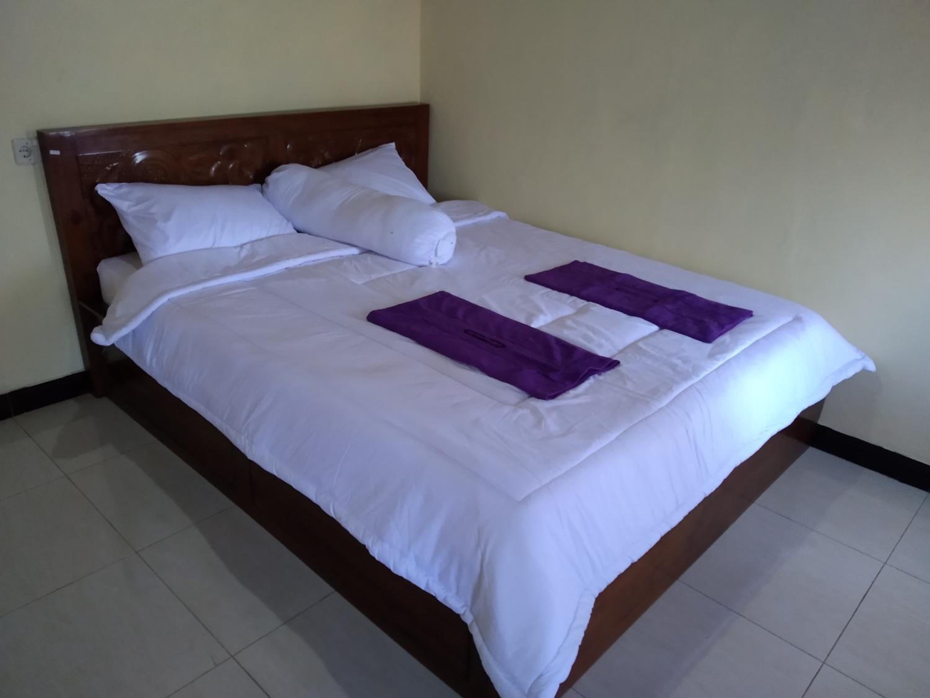 Deluxe Double Room - Photo 15