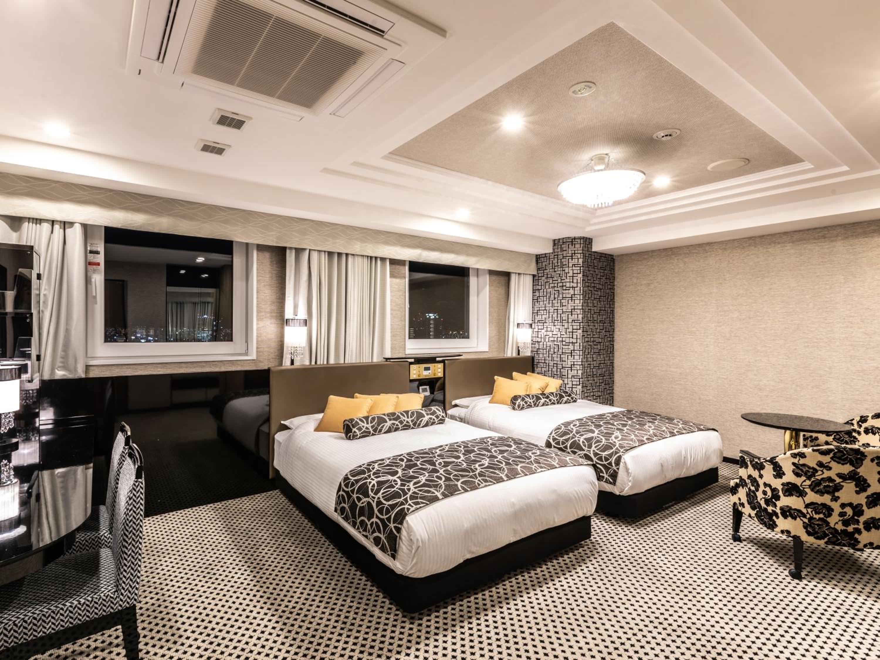 Deluxe Twin Room - Non-Smoking photo 1