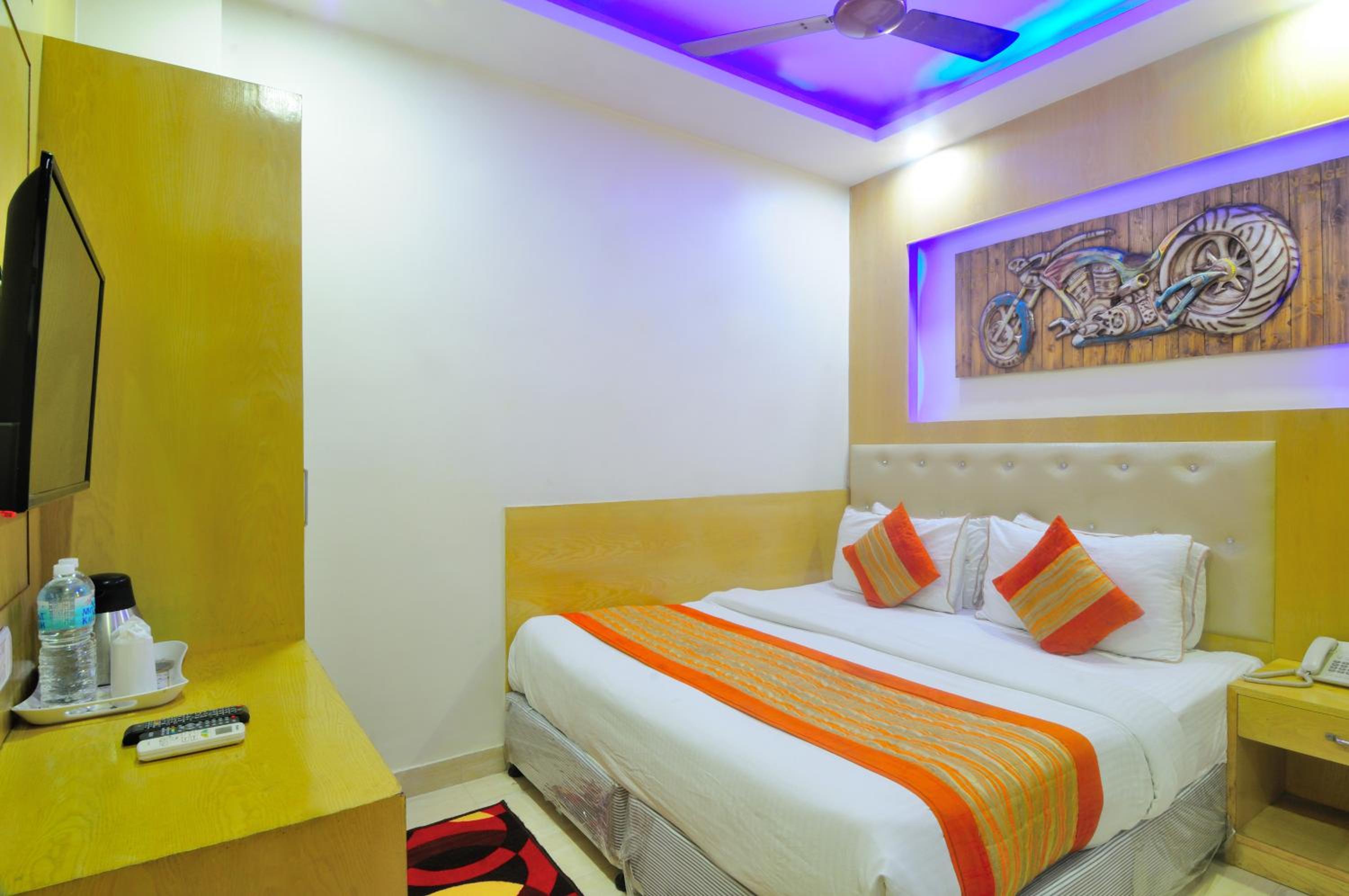 Super Deluxe Double Room - Photo 3