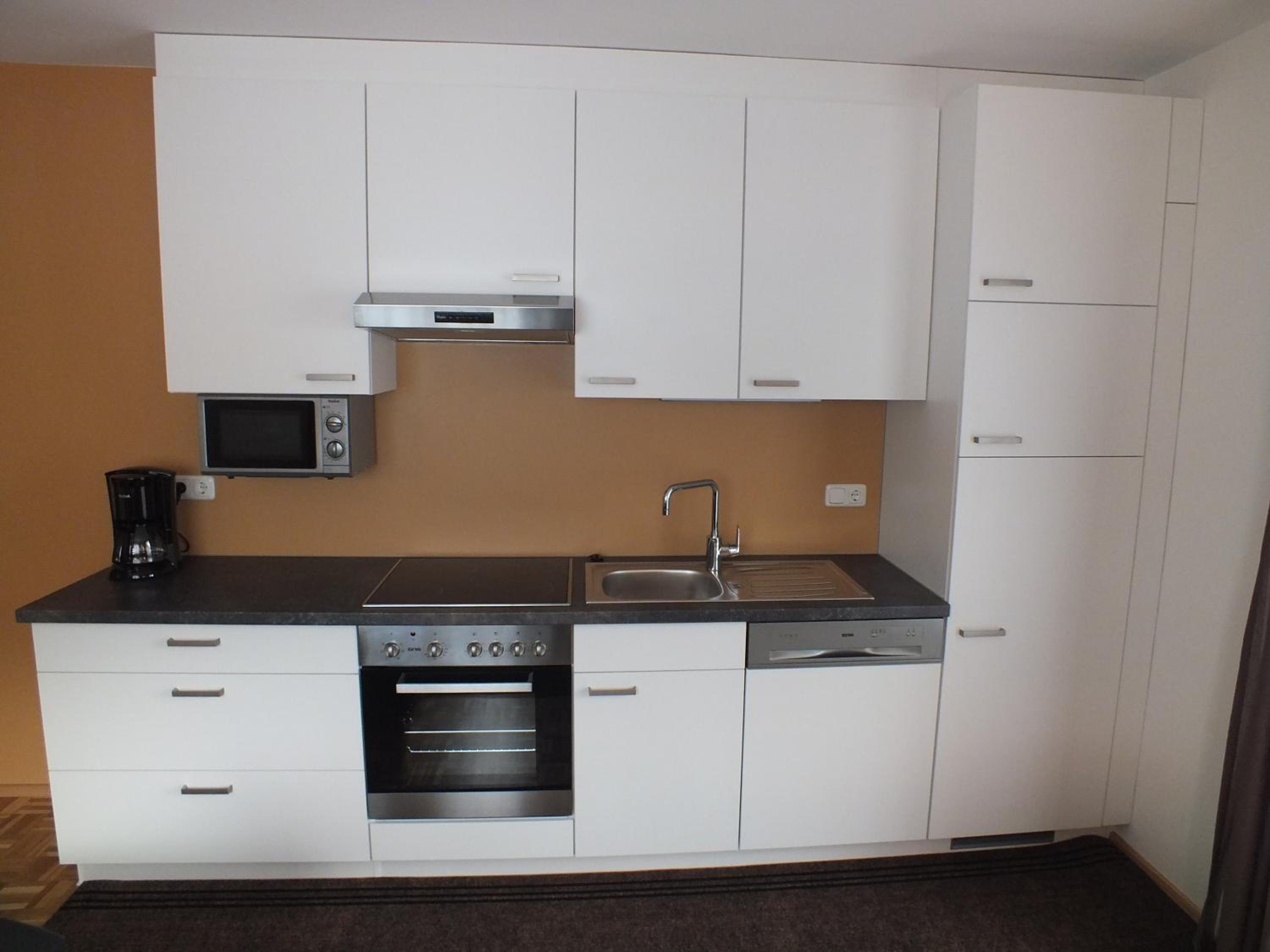 Two-Bedroom Apartment with Balcony photo 2