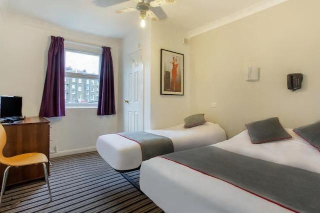 Standard Triple Room photo 1