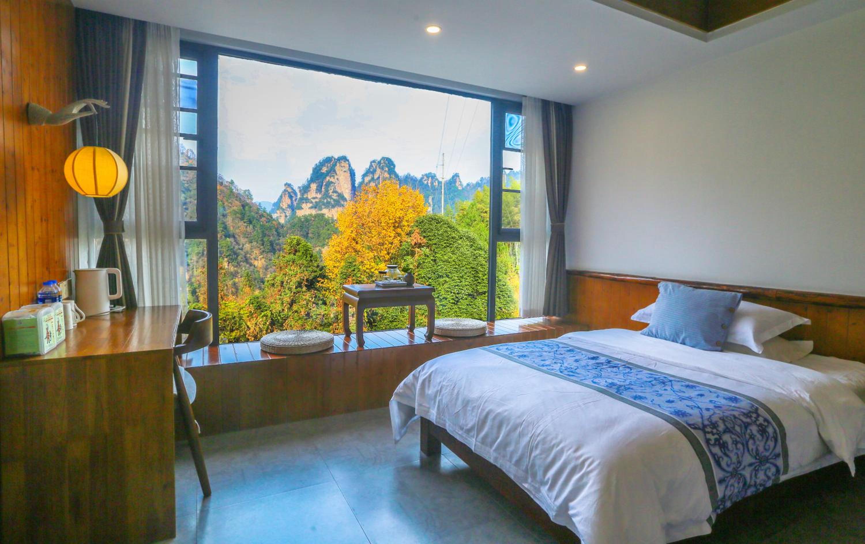 Twin Room With Mountain View photo 2